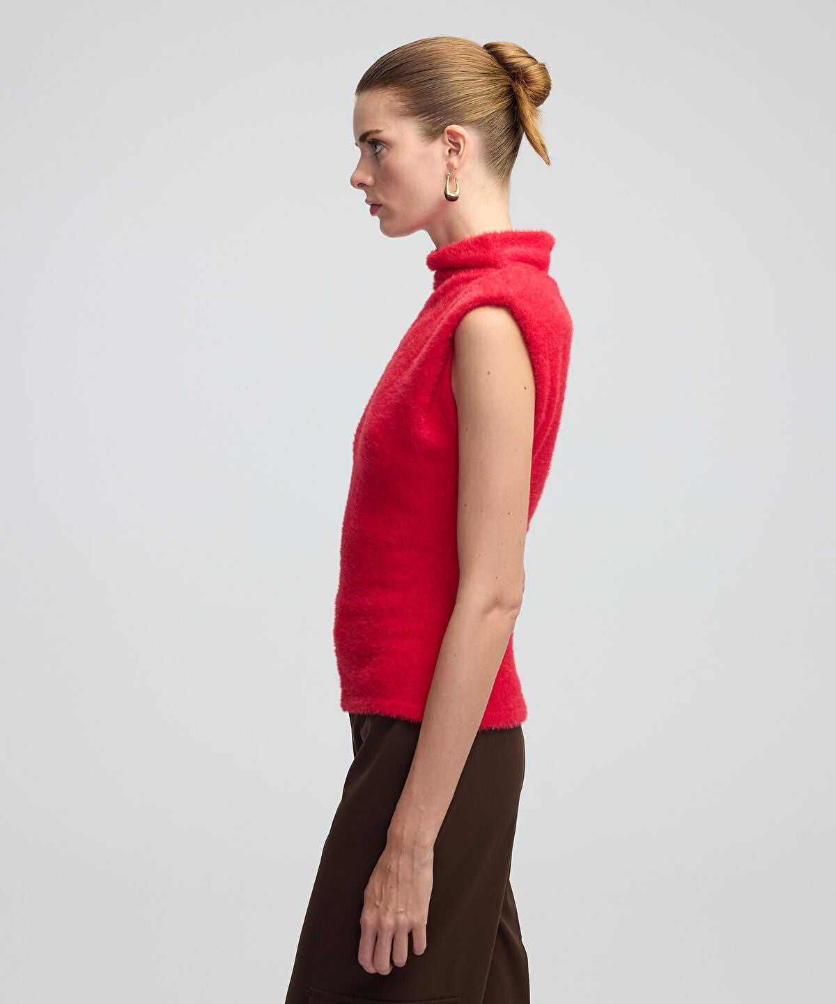 KNITWEAR