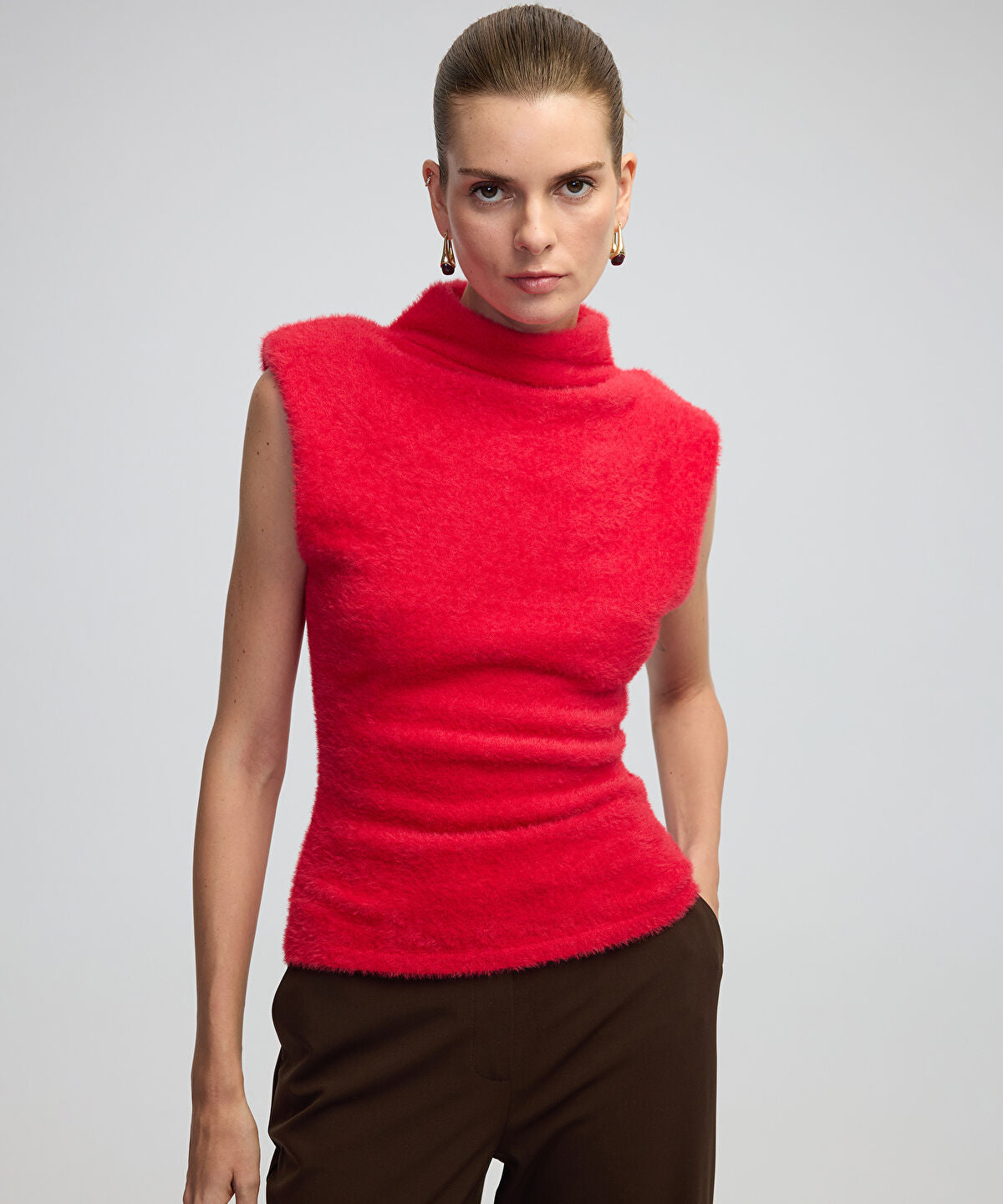 Zoomed KNITWEAR