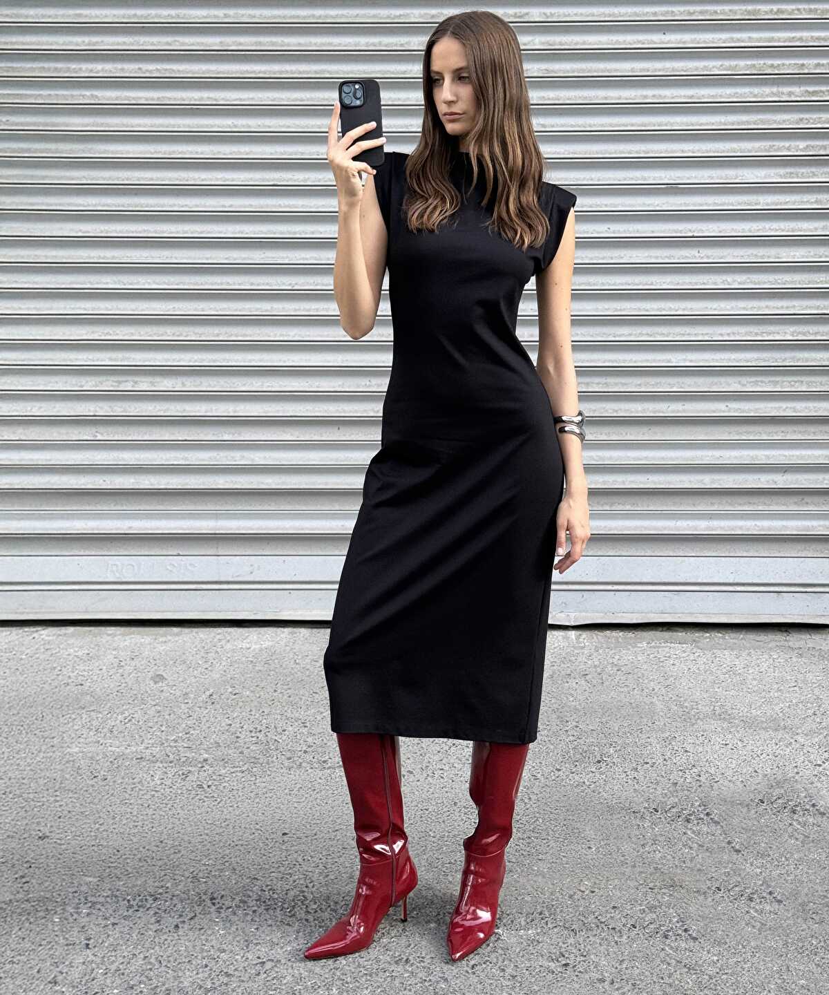 Zoomed Dress with Shoulder Pads