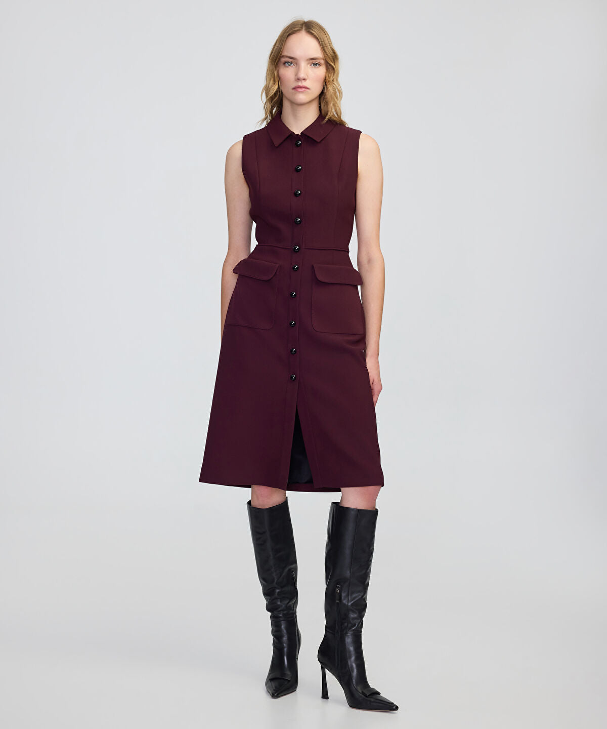 Zoomed Contrast Button Midi Dress
