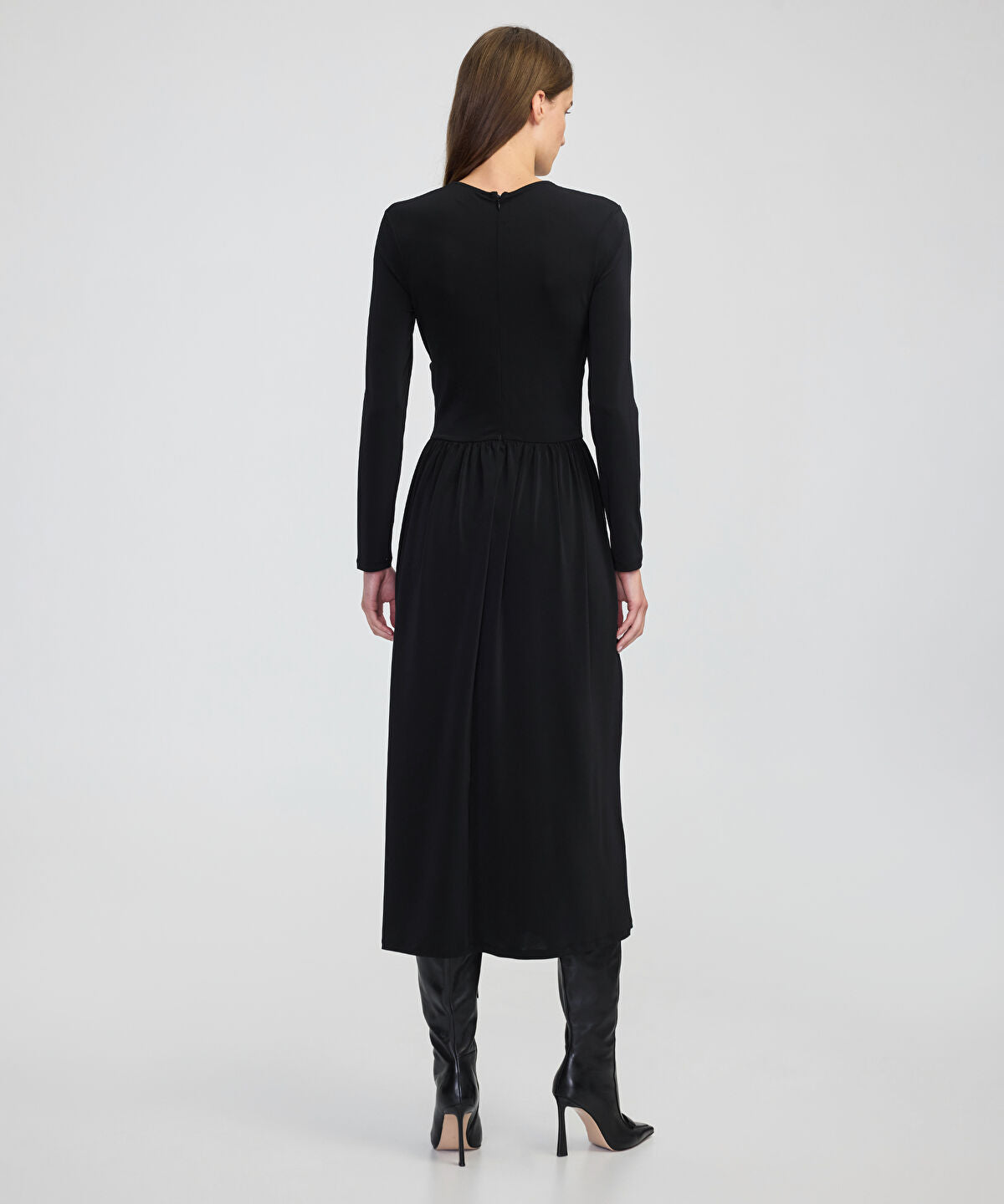 Zoomed Gathered Jersey Dress