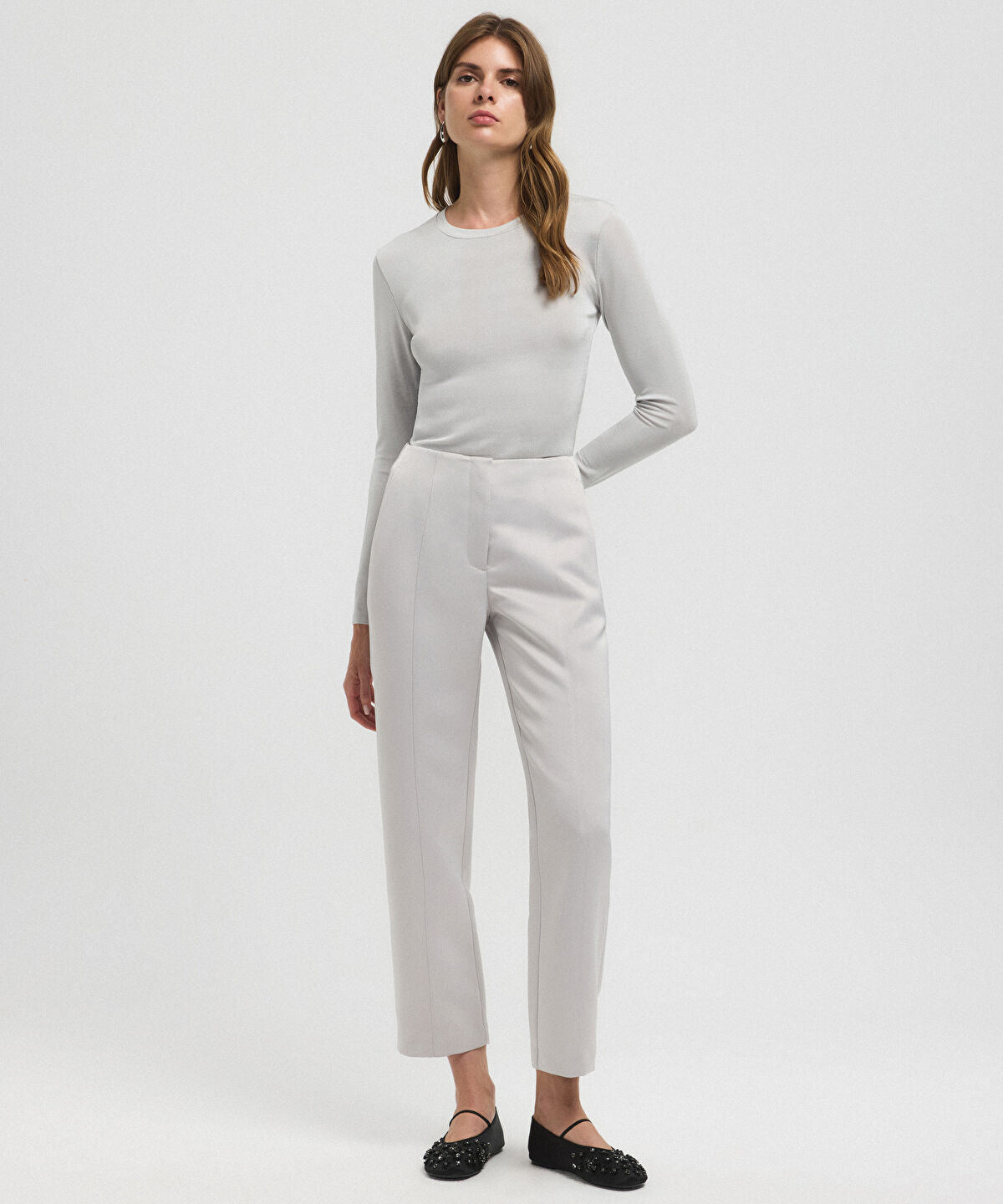 Zoomed High-Waist Carrot Fit Trousers