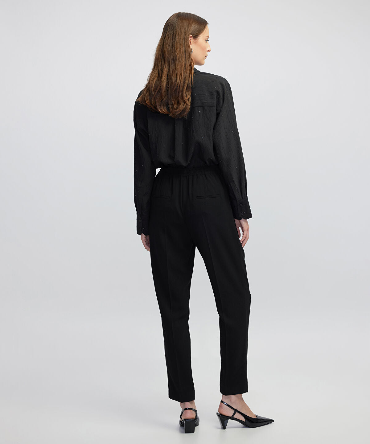 Elastic Waist Carrot Trousers