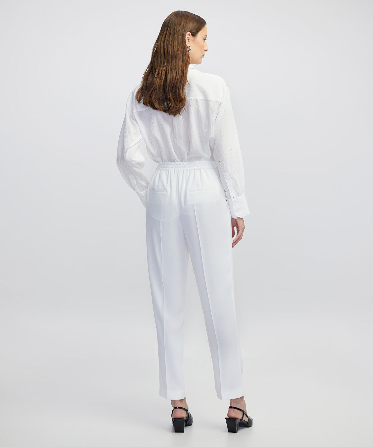 Elastic Waist Carrot Trousers