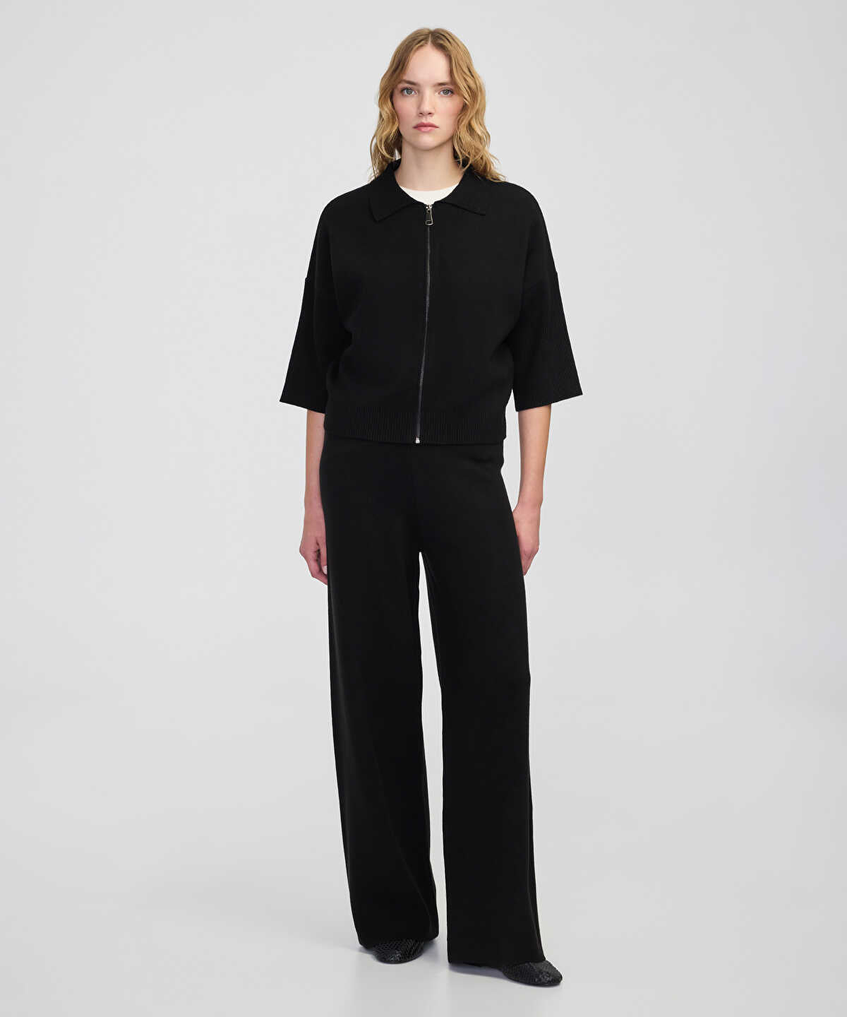Wide-Leg Knit Trousers with Elastic Waist
