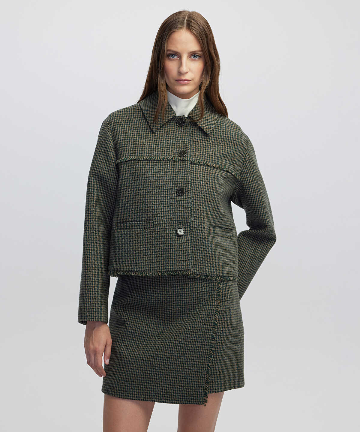 Zoomed Houndstooth Jacket