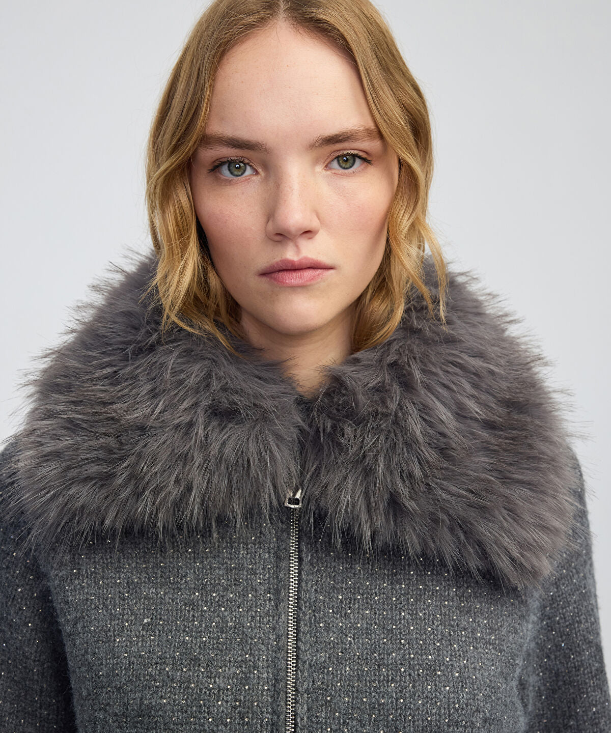 Zoomed Removable Faux Fur Collar Jacket