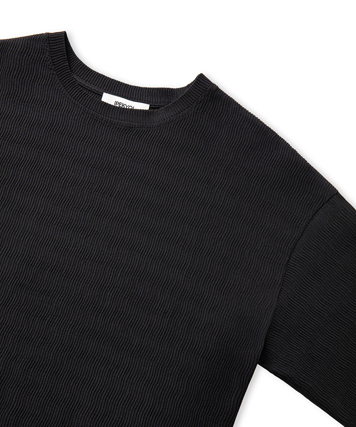 Zoomed Textured Blouse
