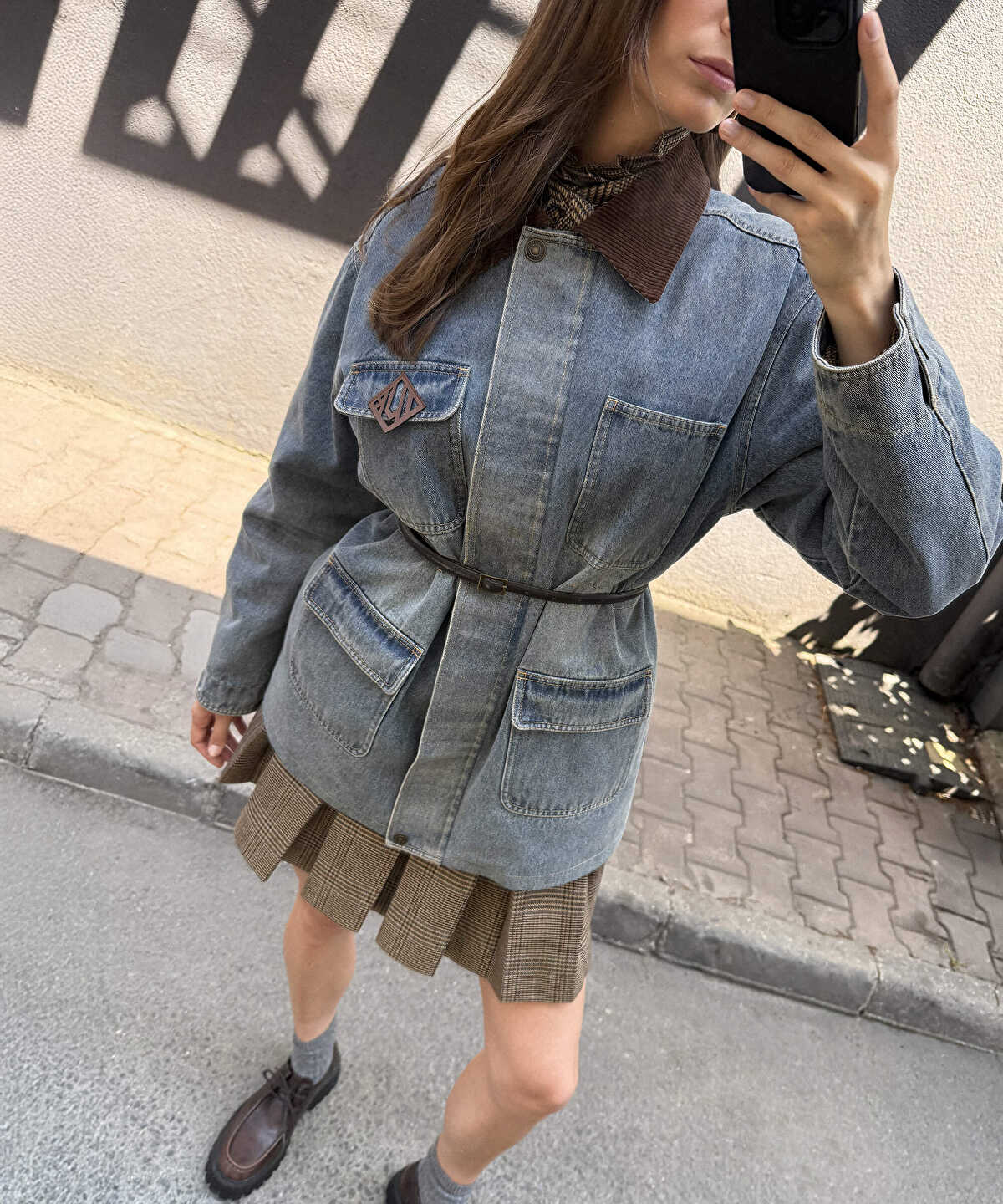 Zoomed Velvet Collar Denim Coat