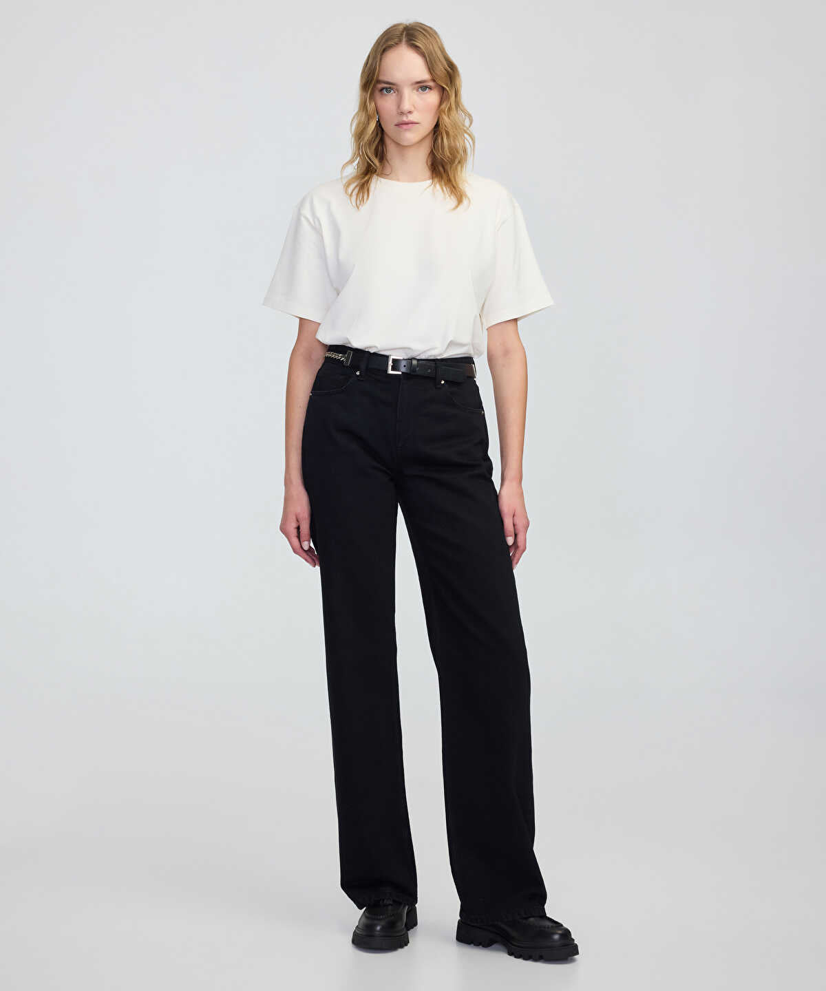 Belted Wide-Leg Jeans