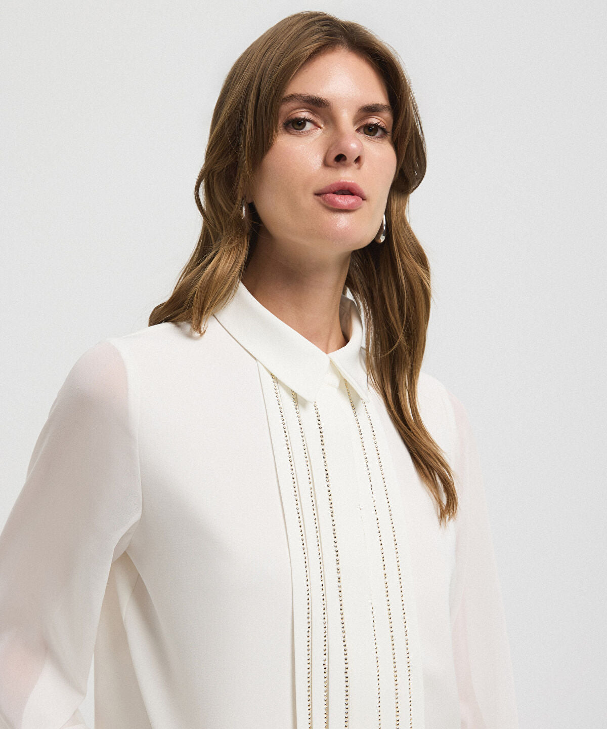 Zoomed Shirt with Embellished Placket 