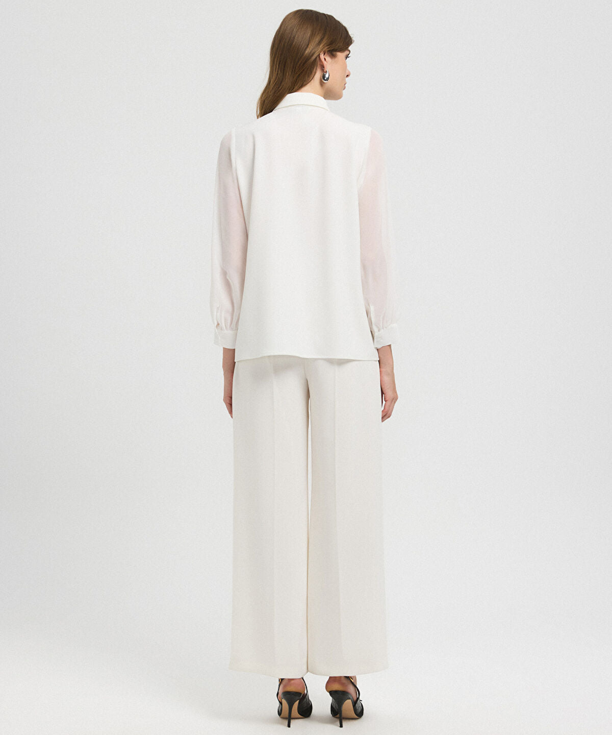 Zoomed Shirt with Embellished Placket 