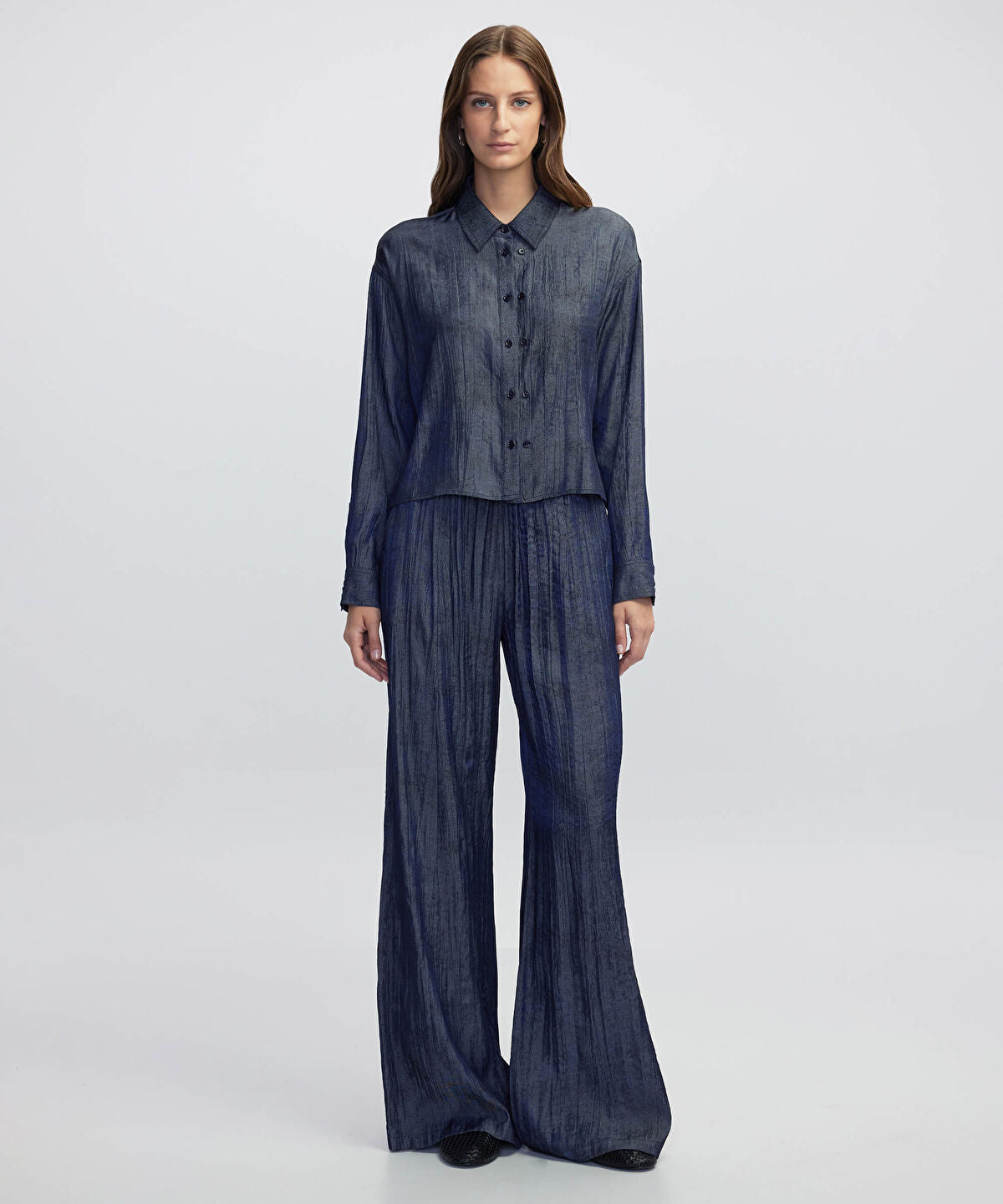 Zoomed Textured Shirt with Double Placket