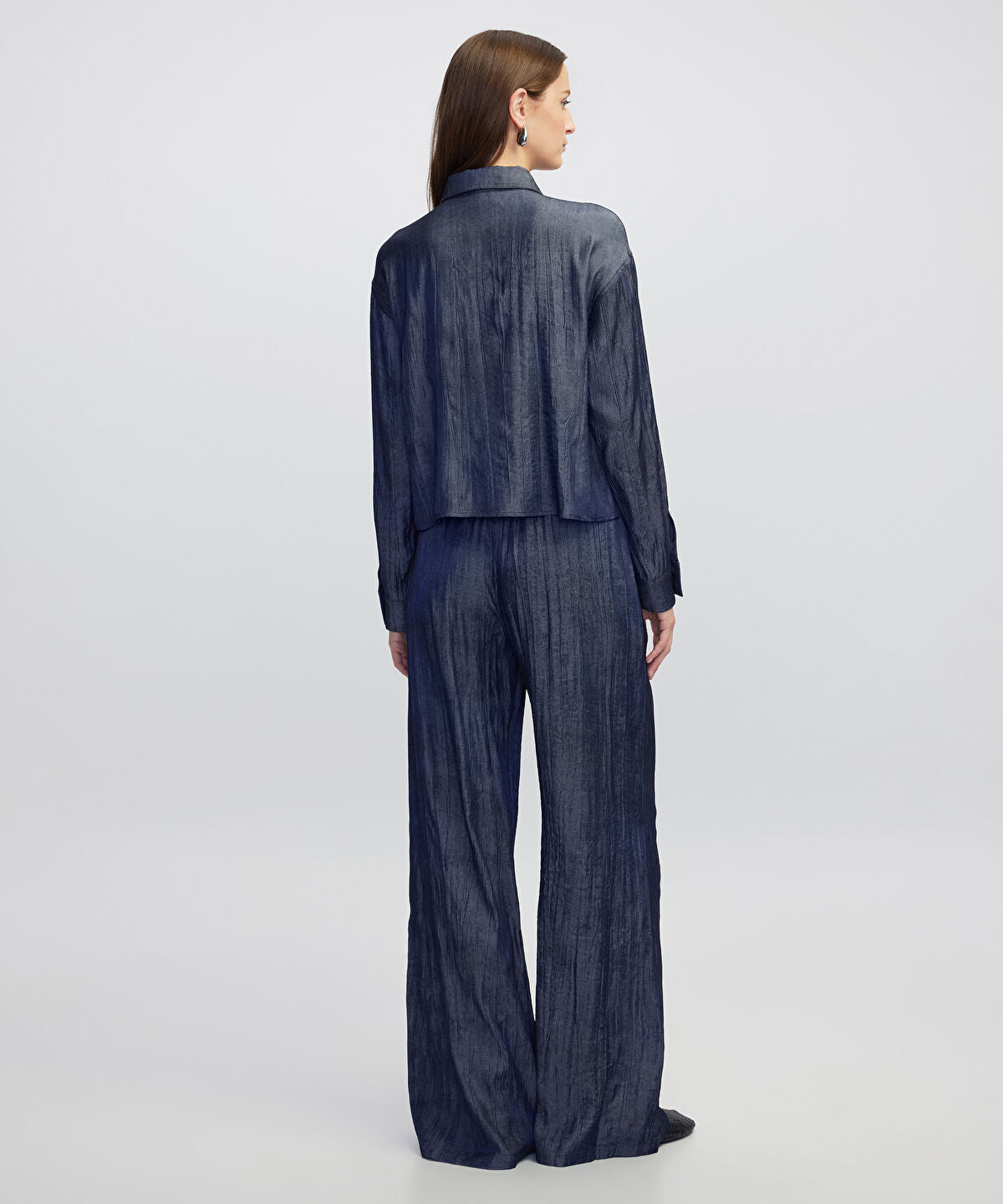 Zoomed Textured Shirt with Double Placket