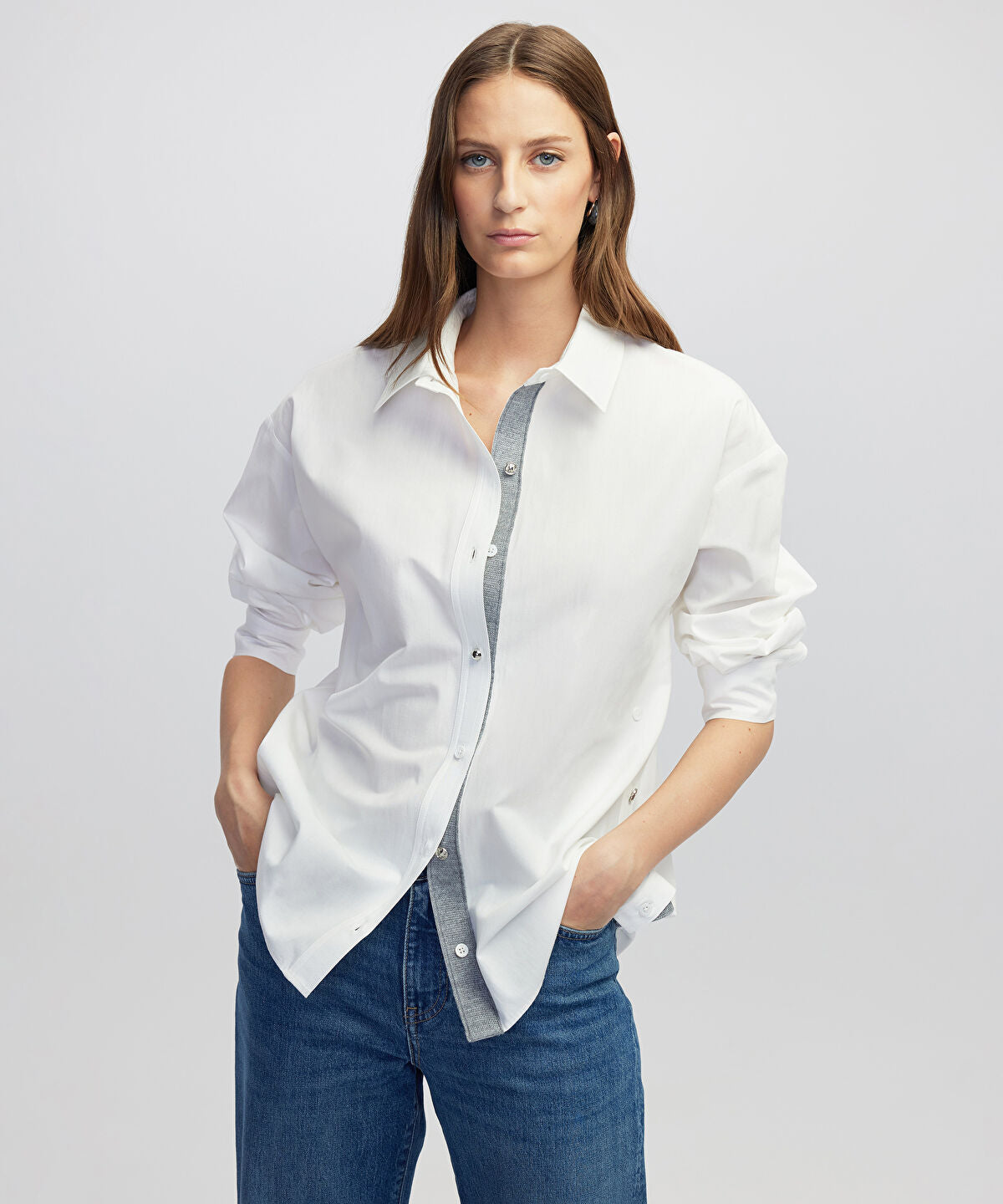 Zoomed Poplin Shirt with Mixed Buttons
