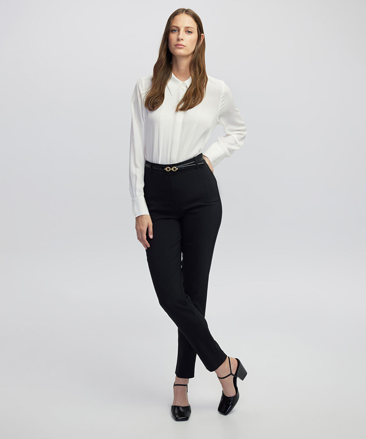 Zoomed Silk shirt with pintucks