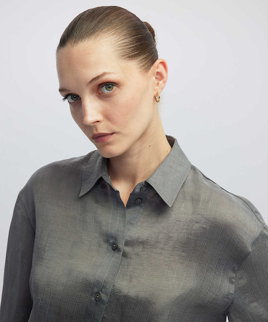 Adjustable Back Hem Shirt