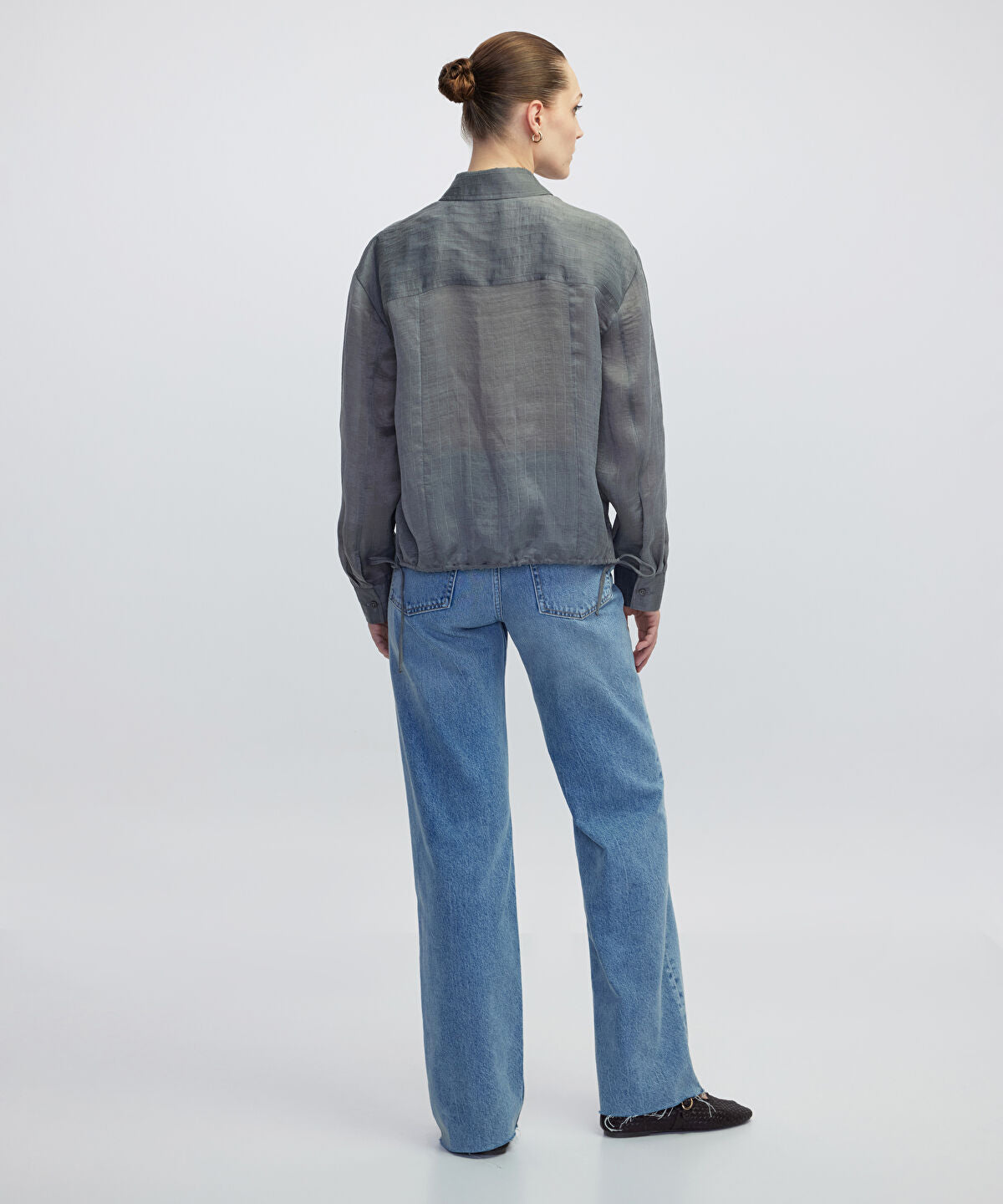 Zoomed Adjustable Back Hem Shirt