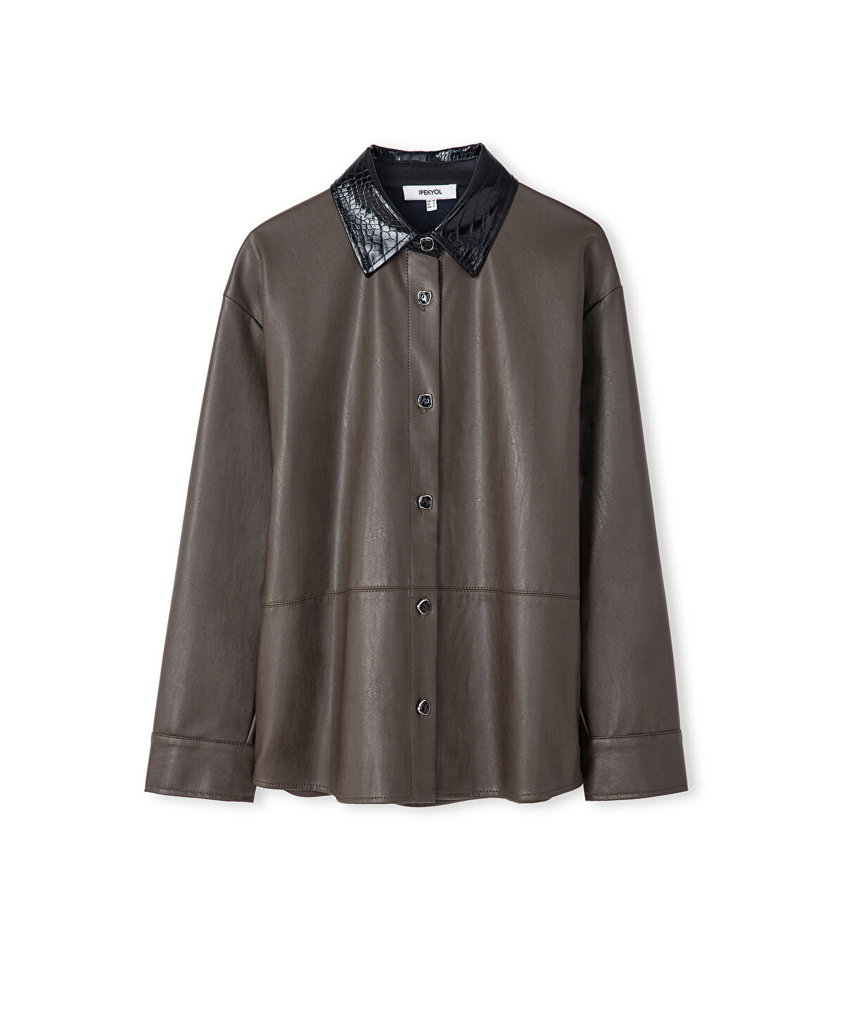 Zoomed Contrast Collar Leather-Effect Shirt 