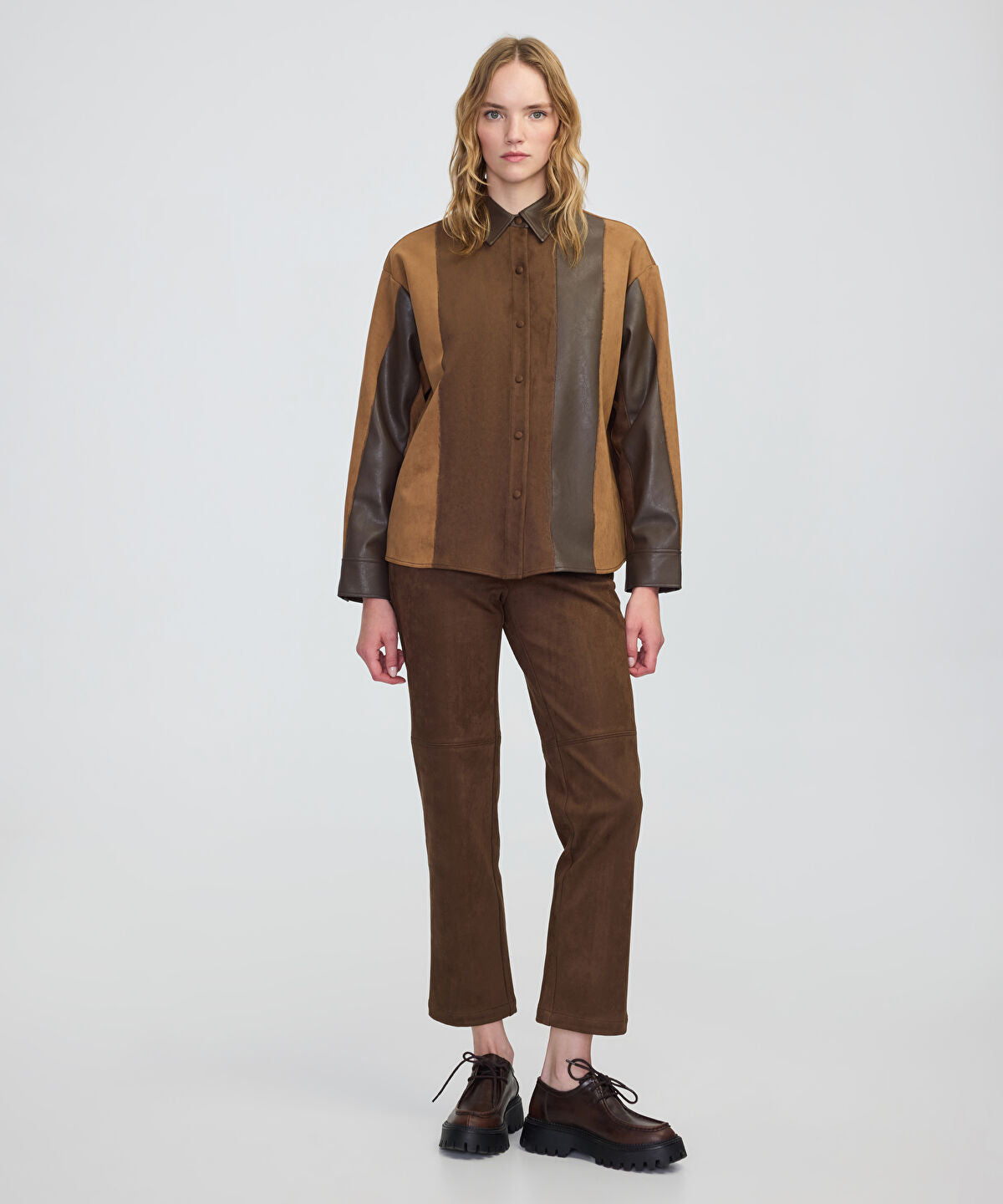 Zoomed Color-Block Mixed Shirt
