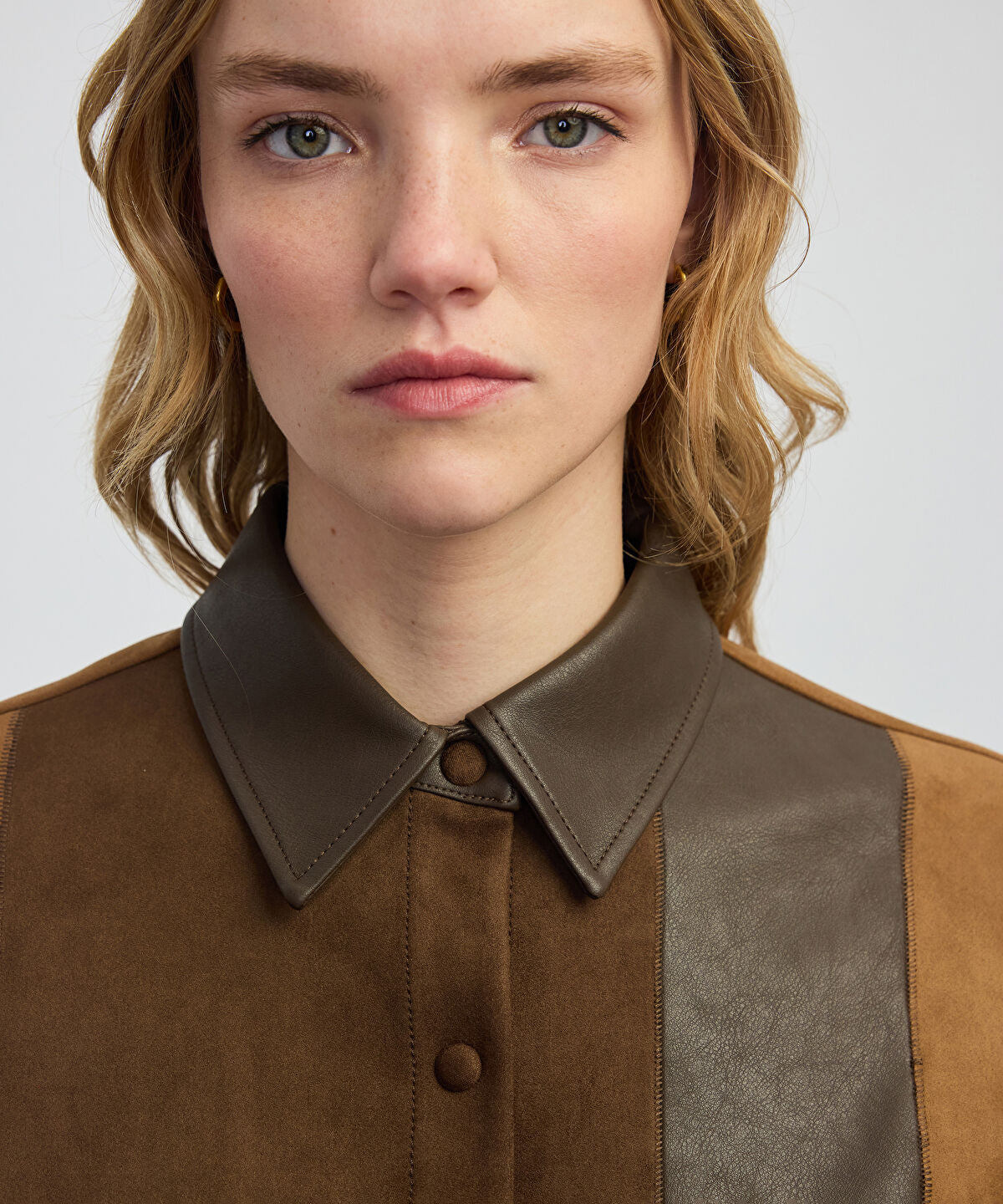 Zoomed Color-Block Mixed Shirt