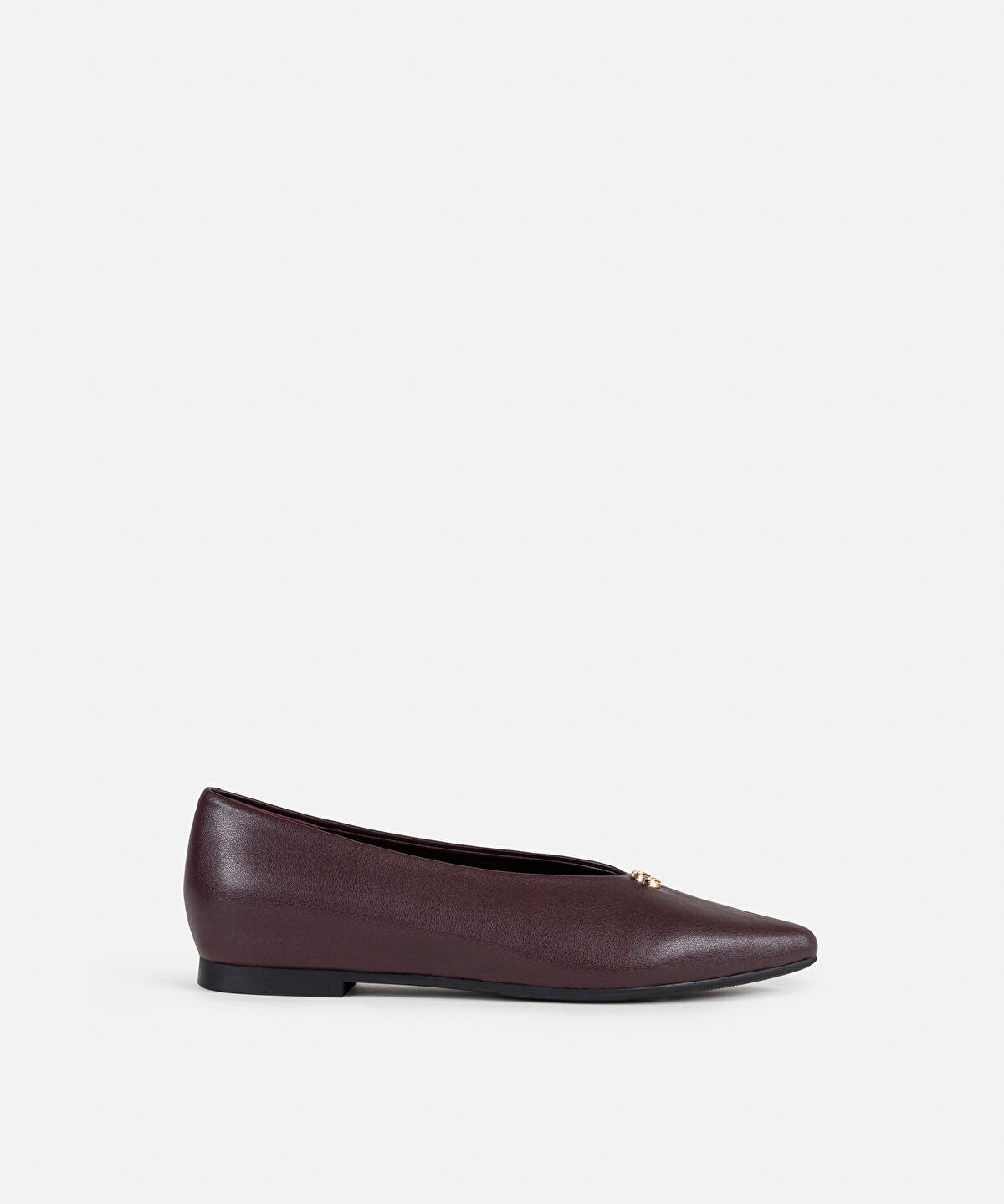 Pointed-Toe Leather-Effect Flats