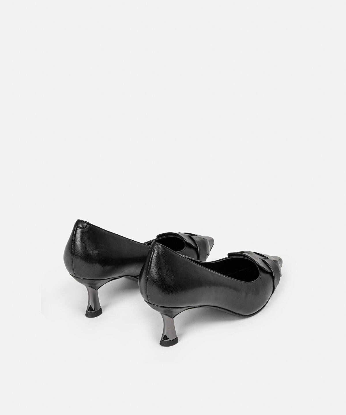 Zoomed Woven Leather Heels