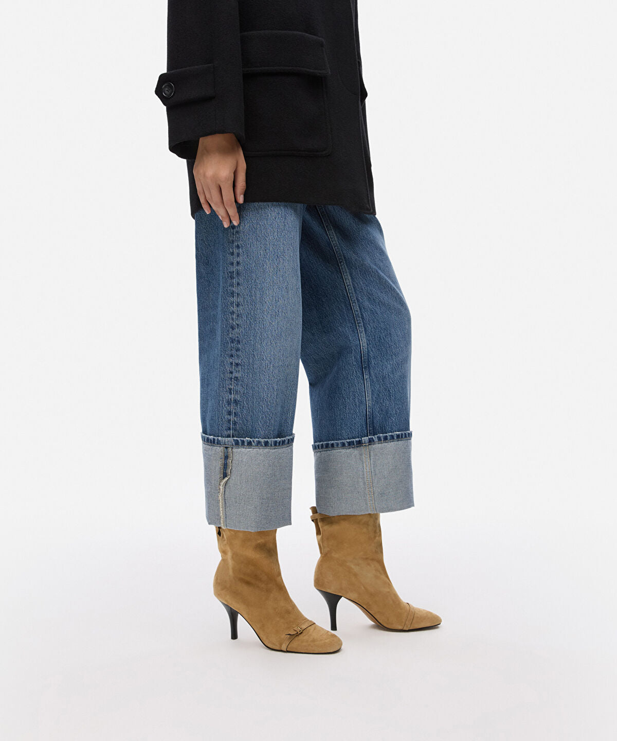 Zoomed Suede Ankle Boots