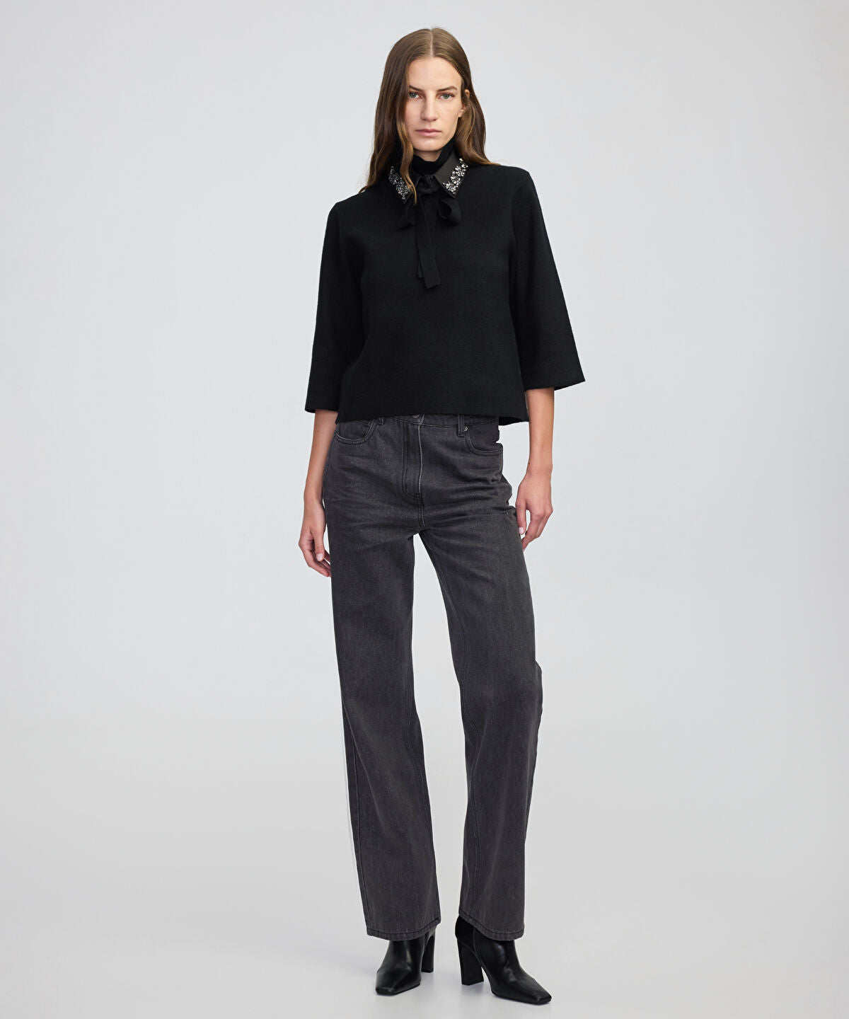 Zoomed Removable Collar Knit Top
