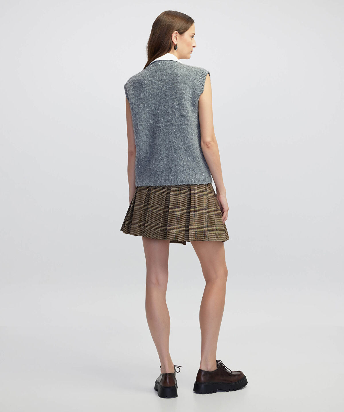 Embellished Vest with Contrast Collar