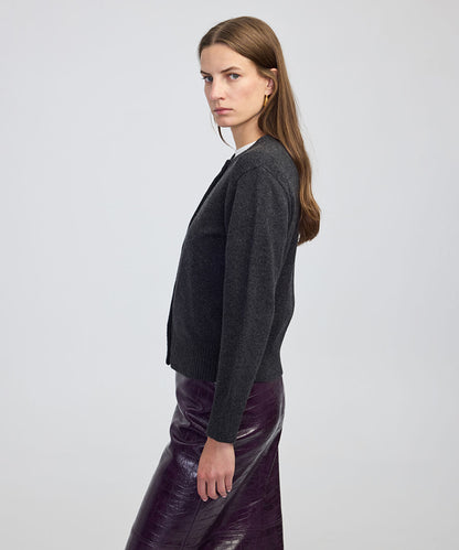 KNITWEAR