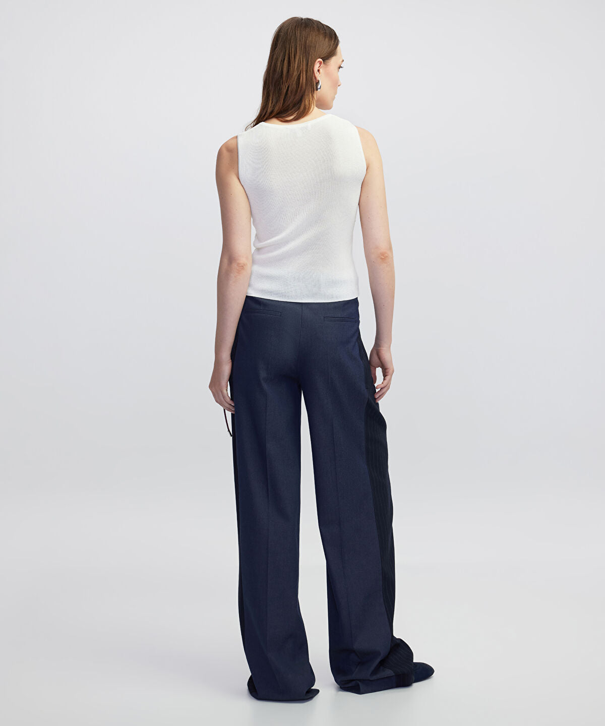 Zoomed Twisted Knit Top