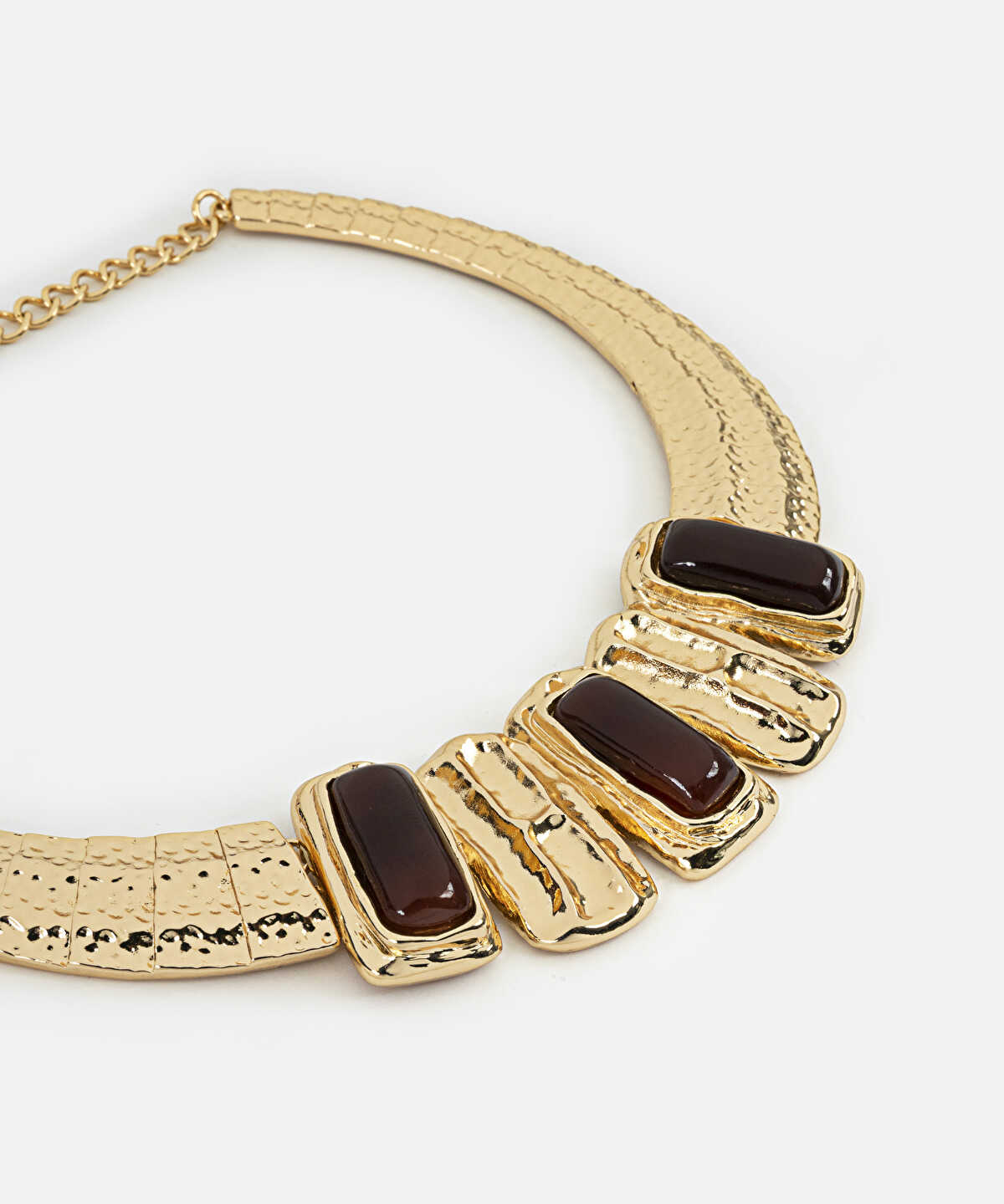 Contrast Necklace