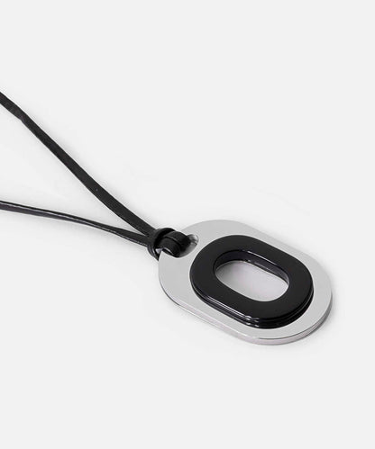 Contrast Pendant Rope Necklace