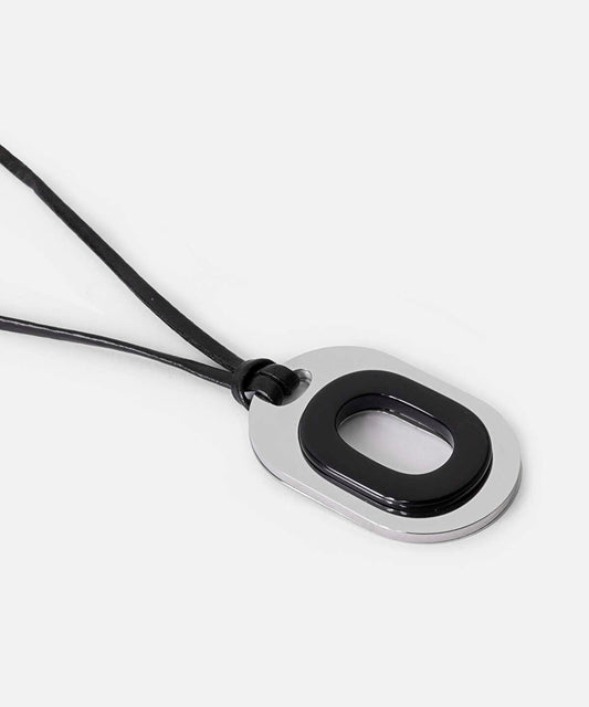Contrast Pendant Rope Necklace
