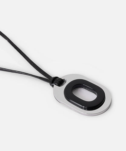 Contrast Pendant Rope Necklace