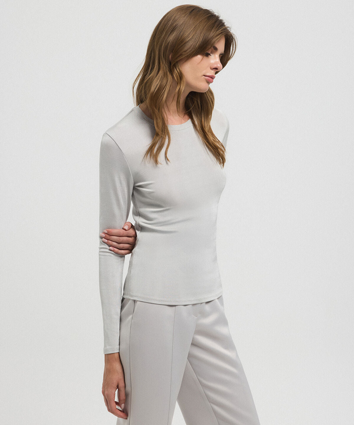 Zoomed Crew Neck Basic T-Shirt