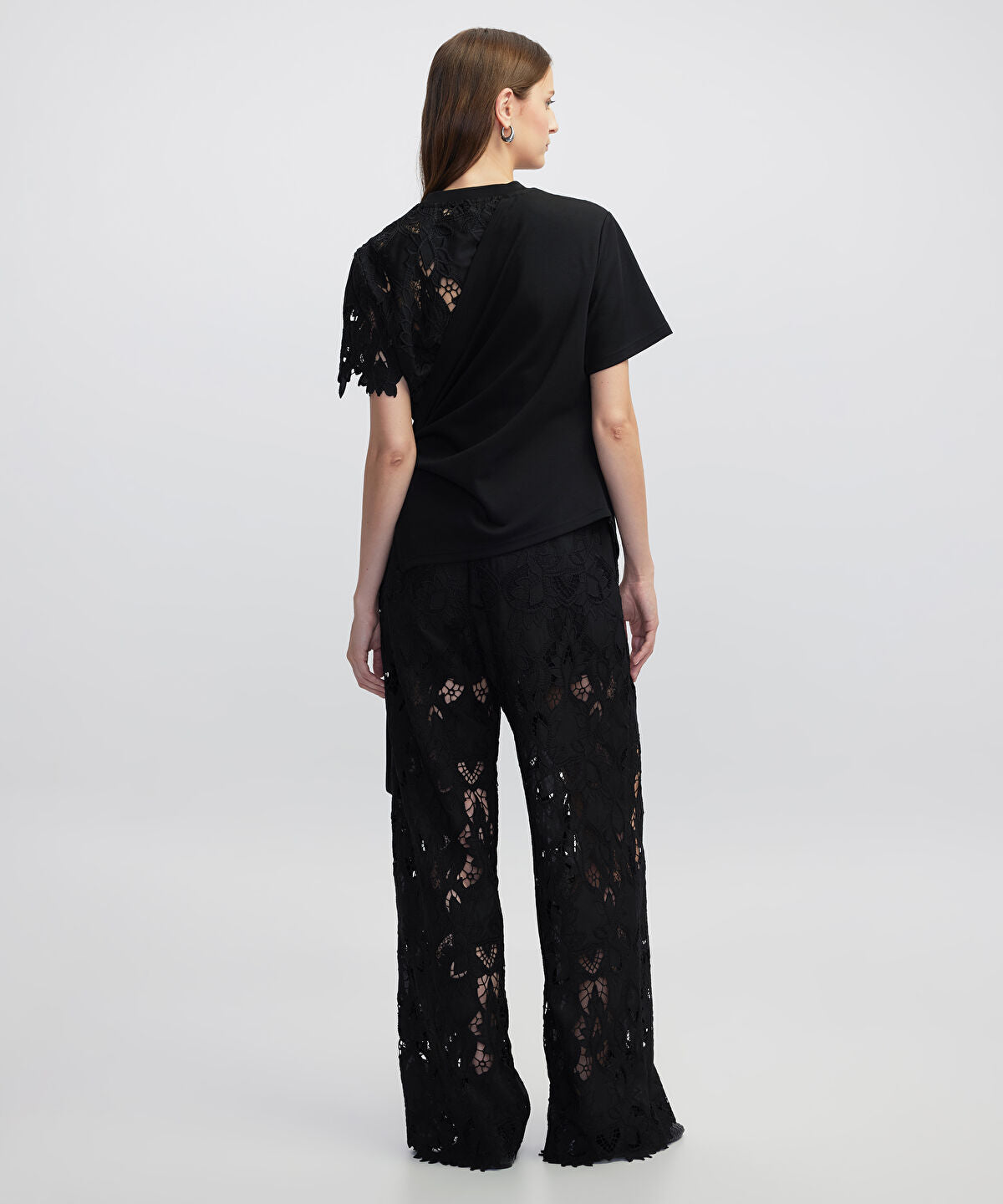 Zoomed Mixed Asymmetric T-Shirt 
