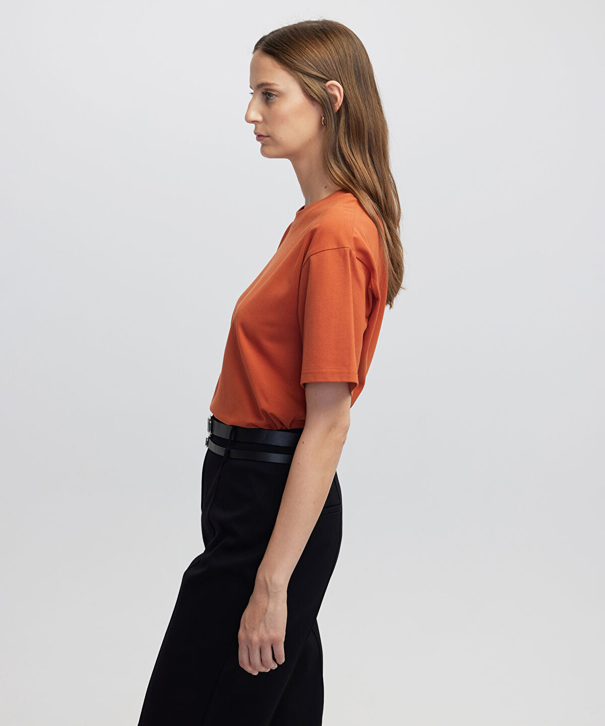 Zoomed Crew Neck Basic T-Shirt
