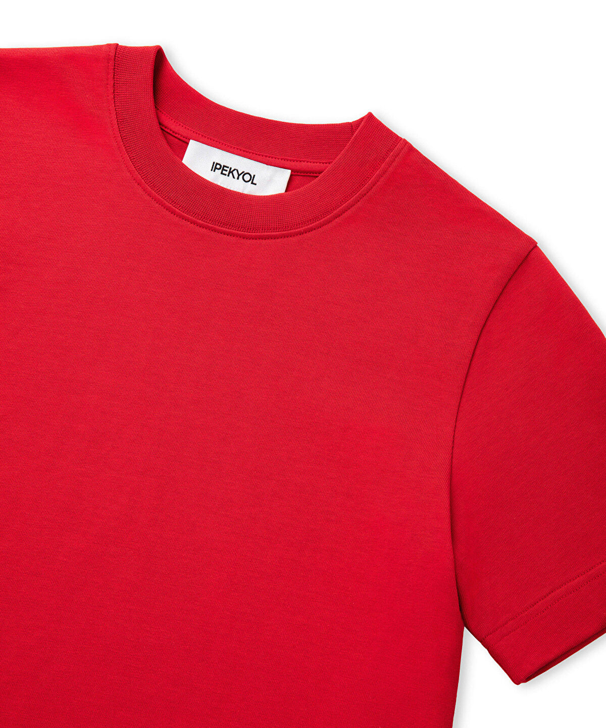 Zoomed Basic T-Shirt