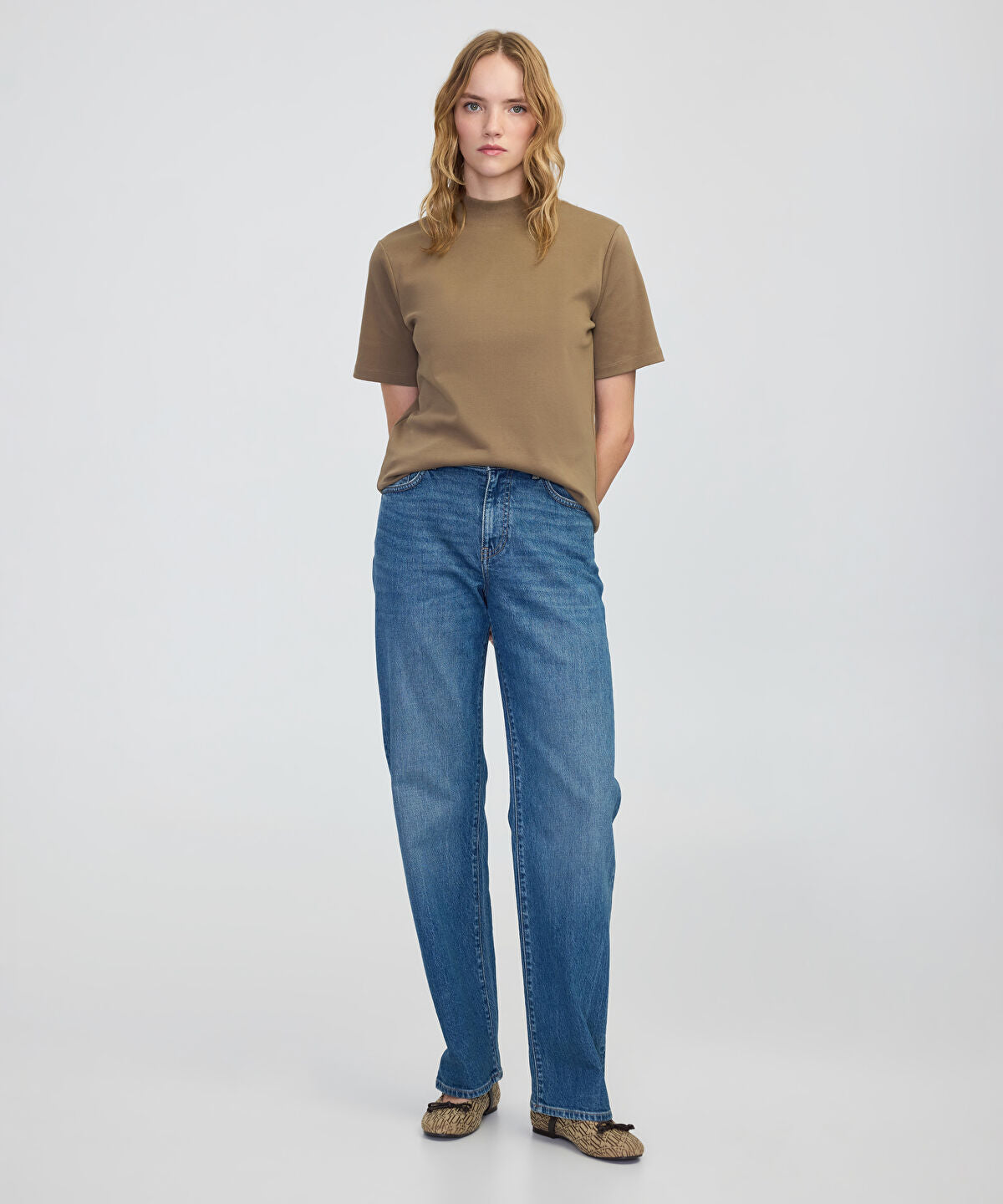 Ribbed Neck T-Shirt