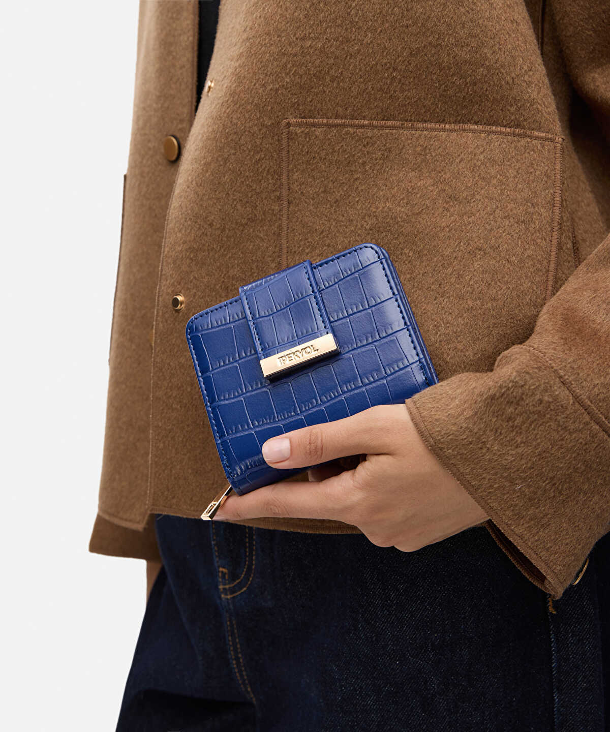 Croc-Effect Wallet