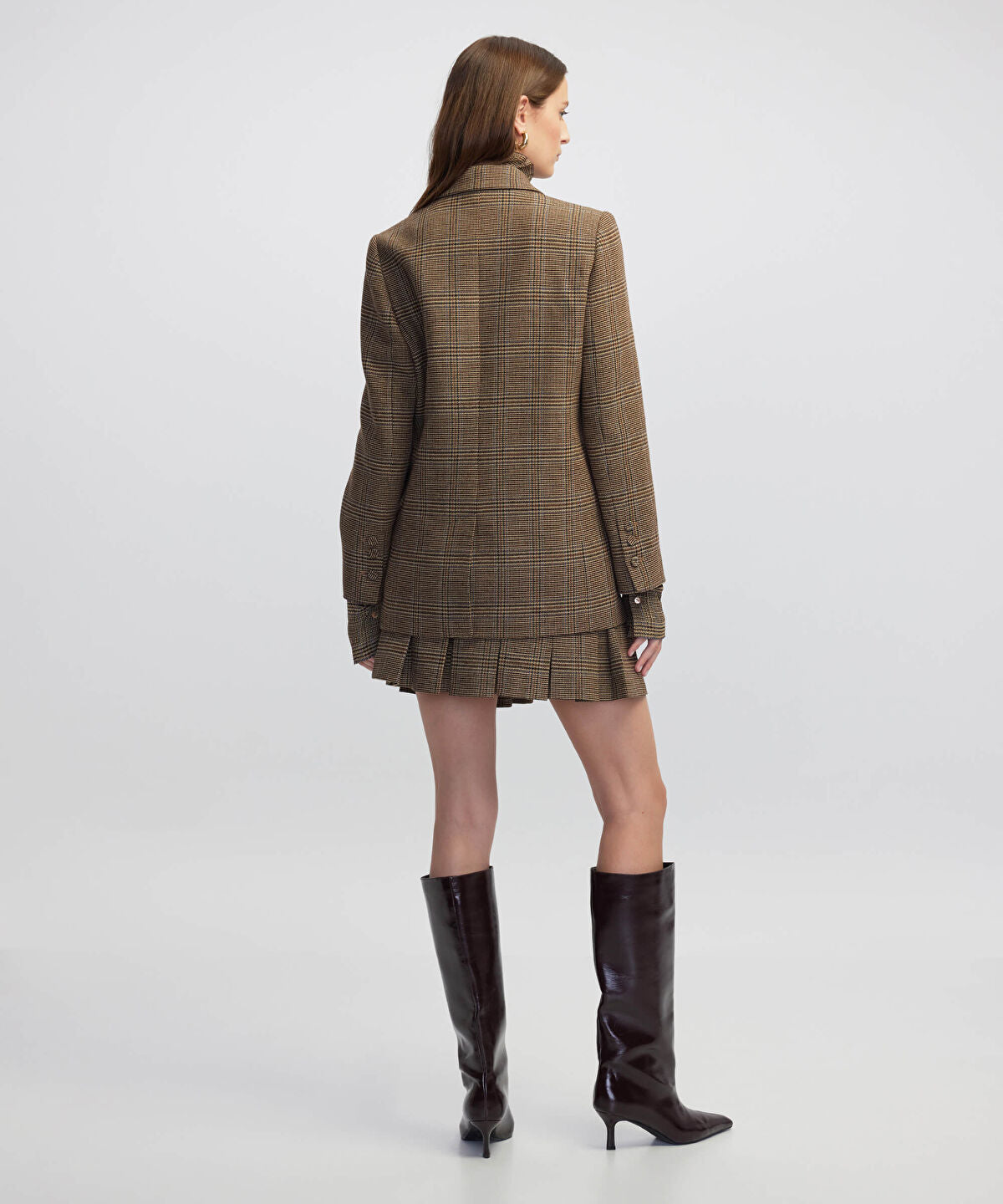 Zoomed Plaid Blazer with Brooch