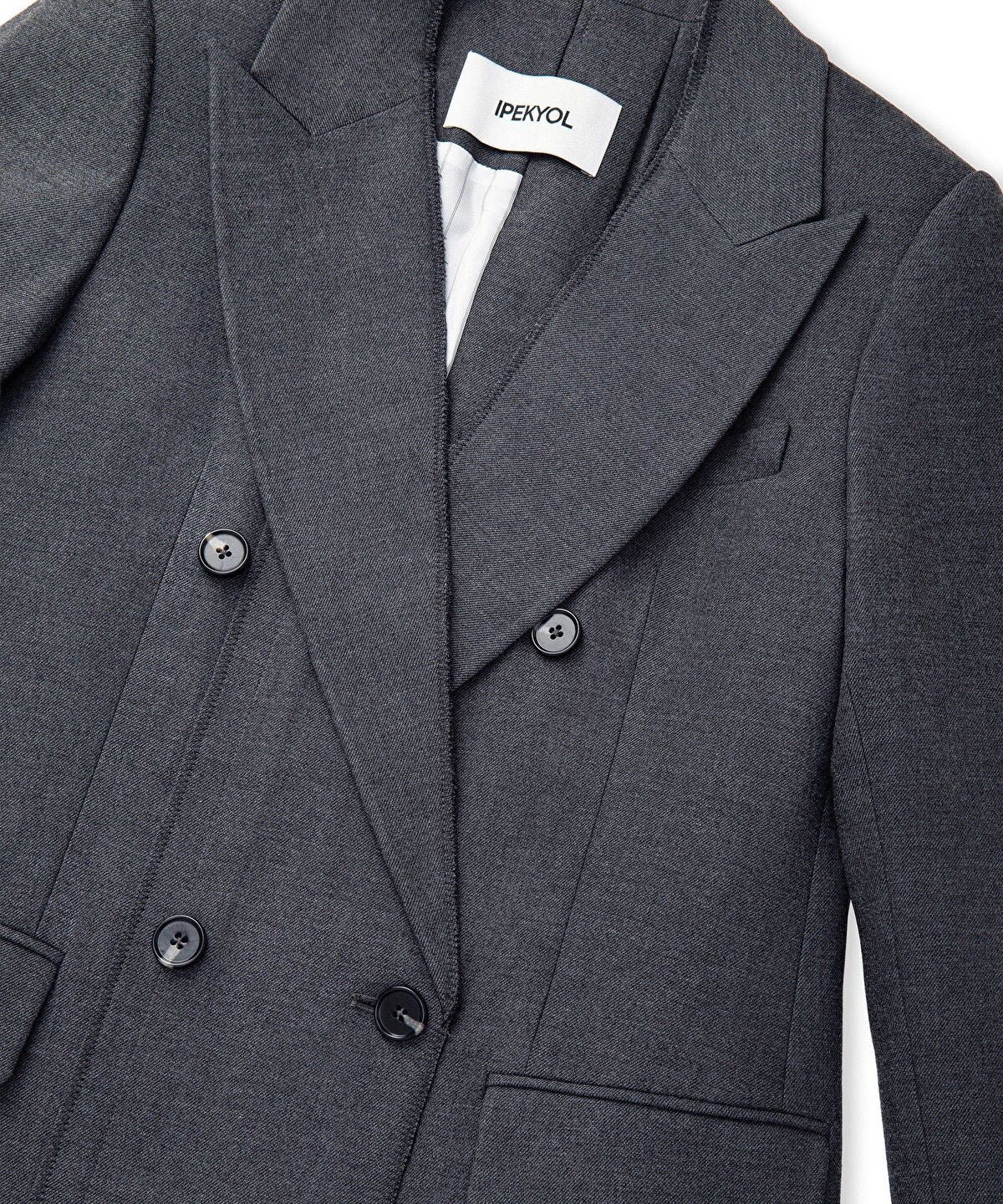 Zoomed Button-Back Raw-Edge Blazer