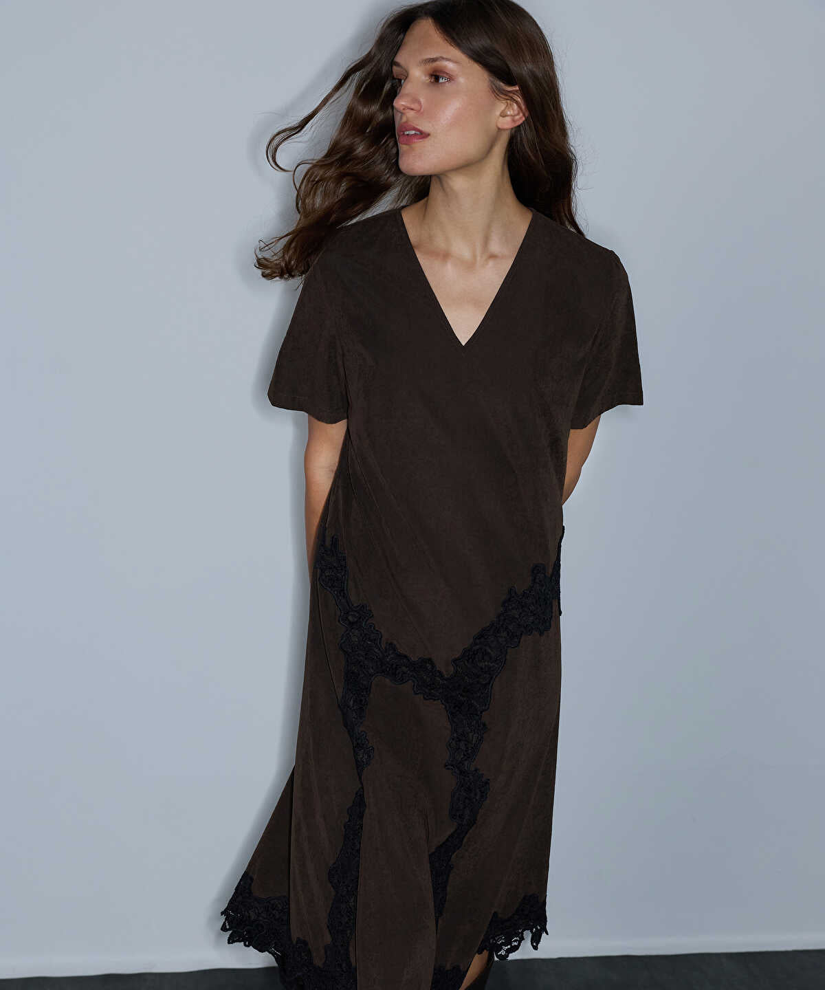 Zoomed Lace-Trim V-Neck Dress