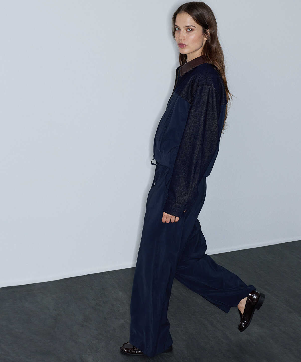 Zoomed Elastic-Waist Wide-Leg Trousers