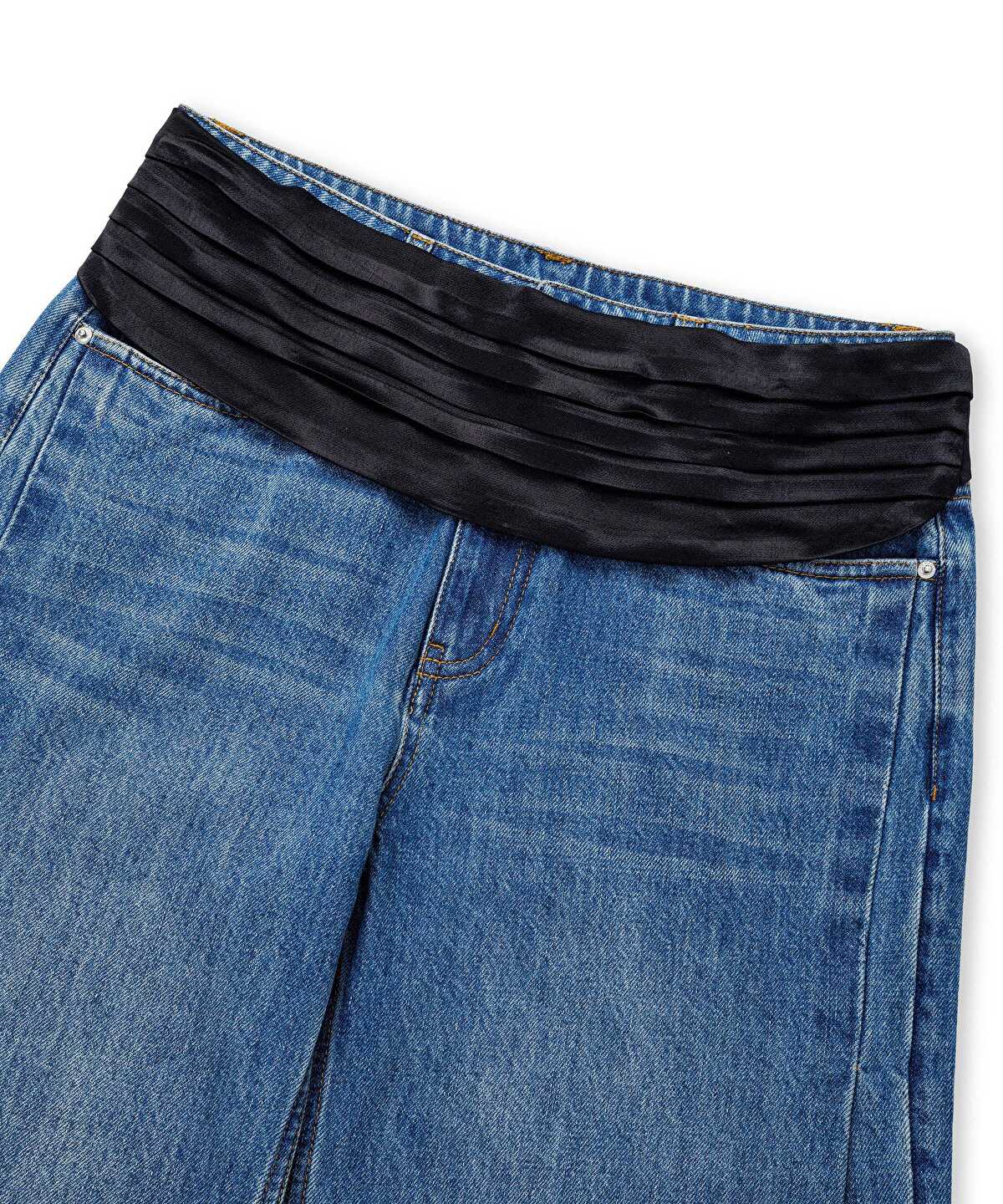 Detachable Satin Belted Jeans