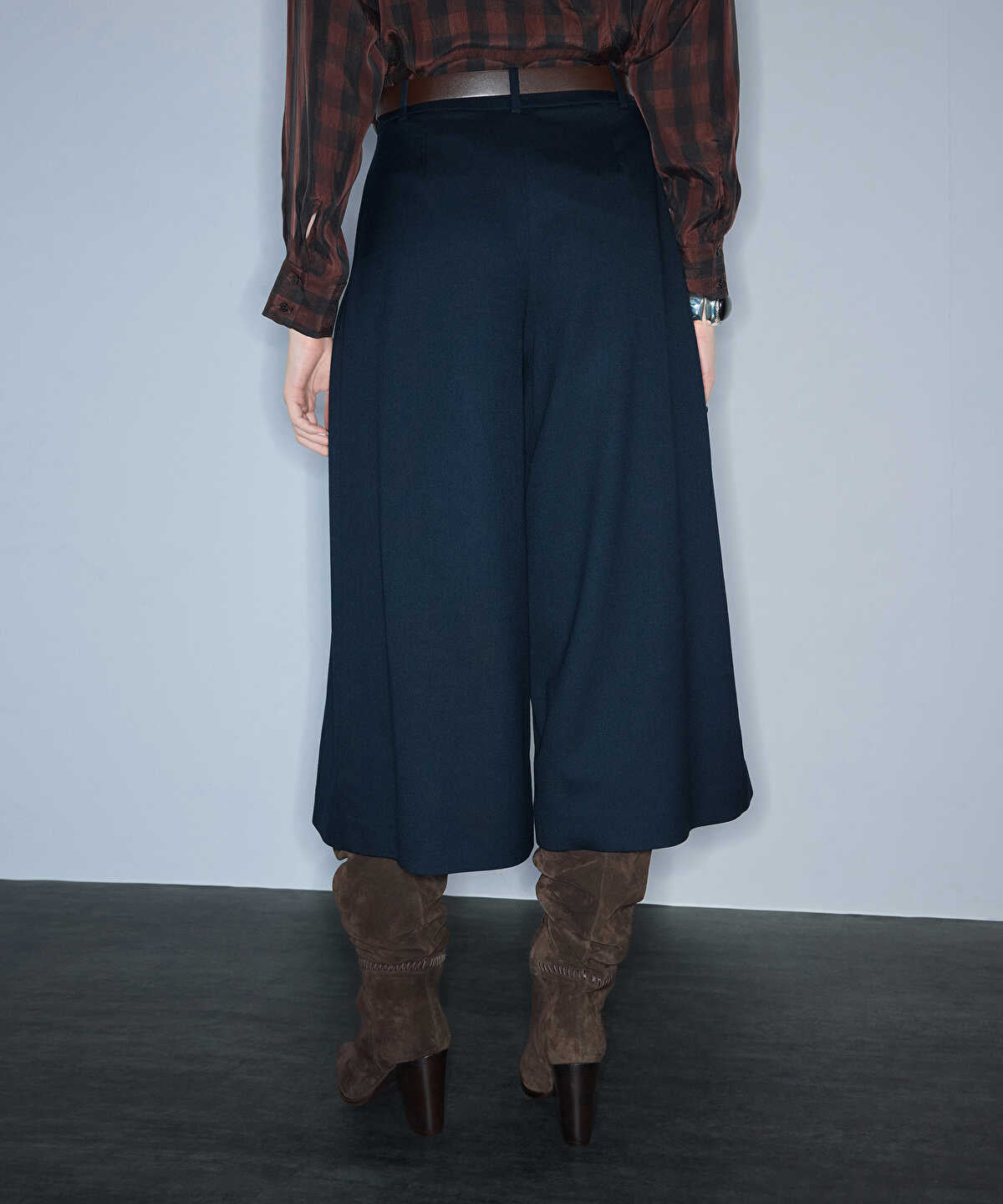 Zoomed Belted Palazzo Bermuda Trousers