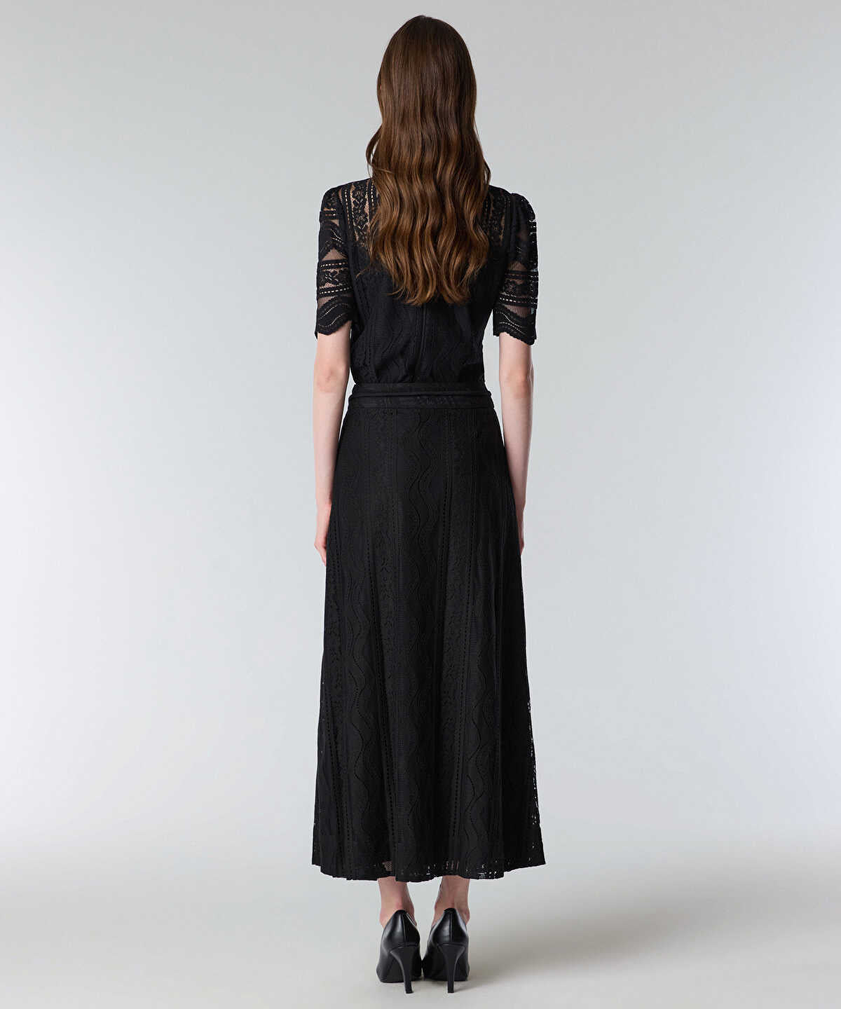 Faux Pearl Belted Textured Skirt