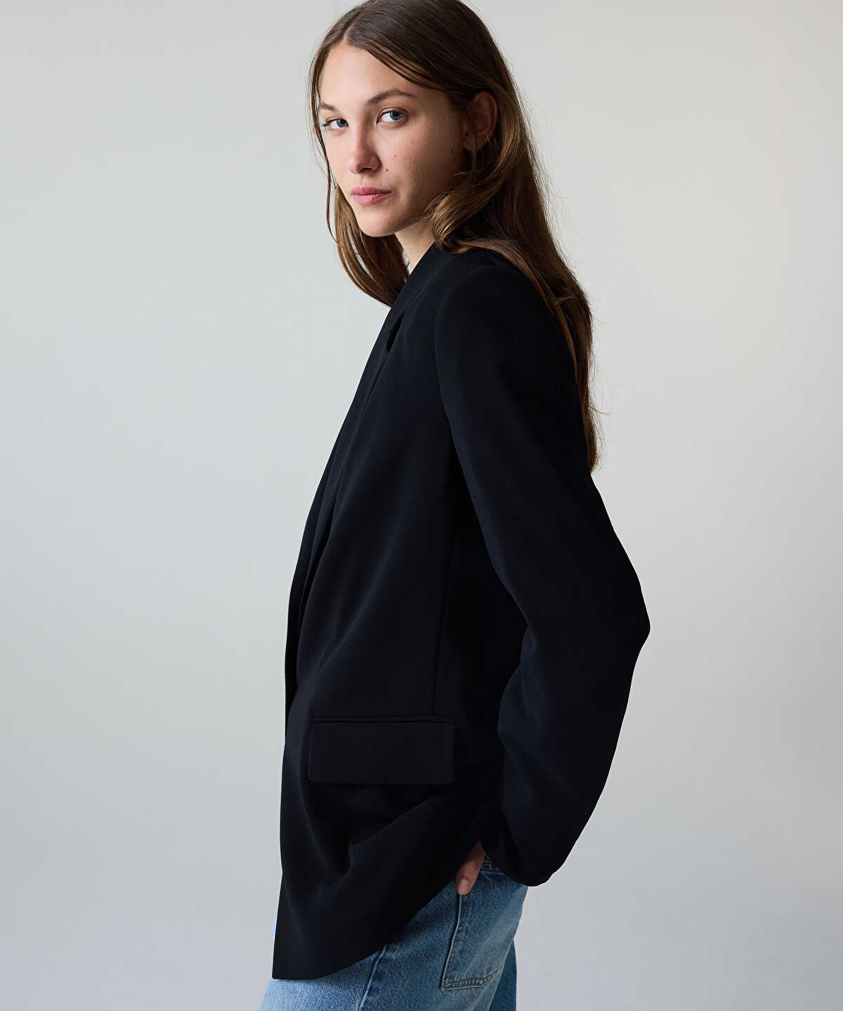 Shoulder-Pad Blazer